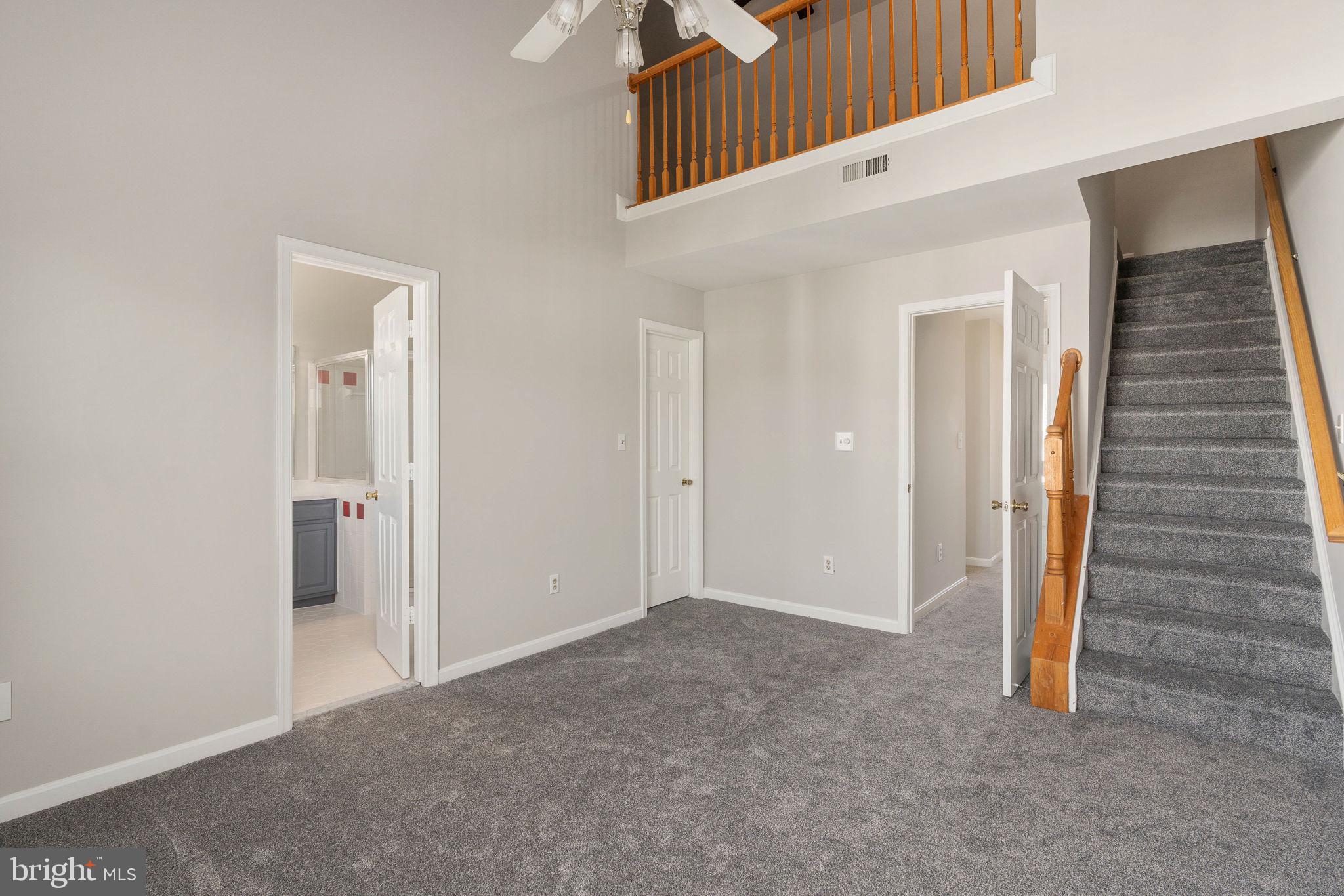 COURTS AT STAFFORD - Residential