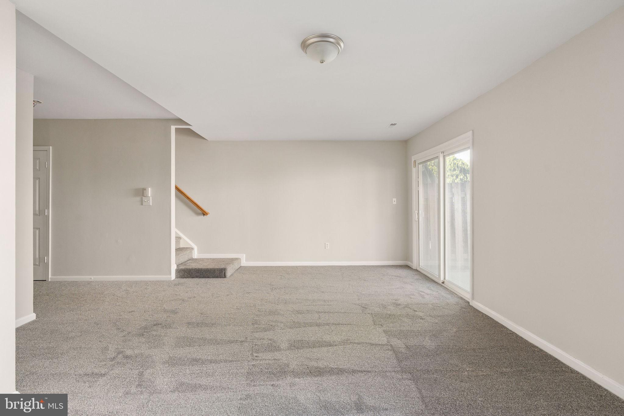 COURTS AT STAFFORD - Residential