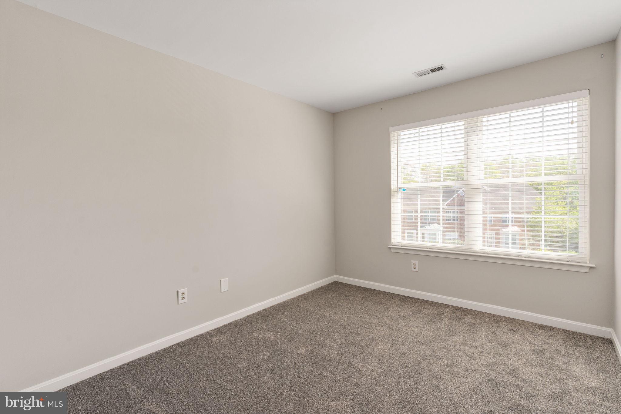 COURTS AT STAFFORD - Residential