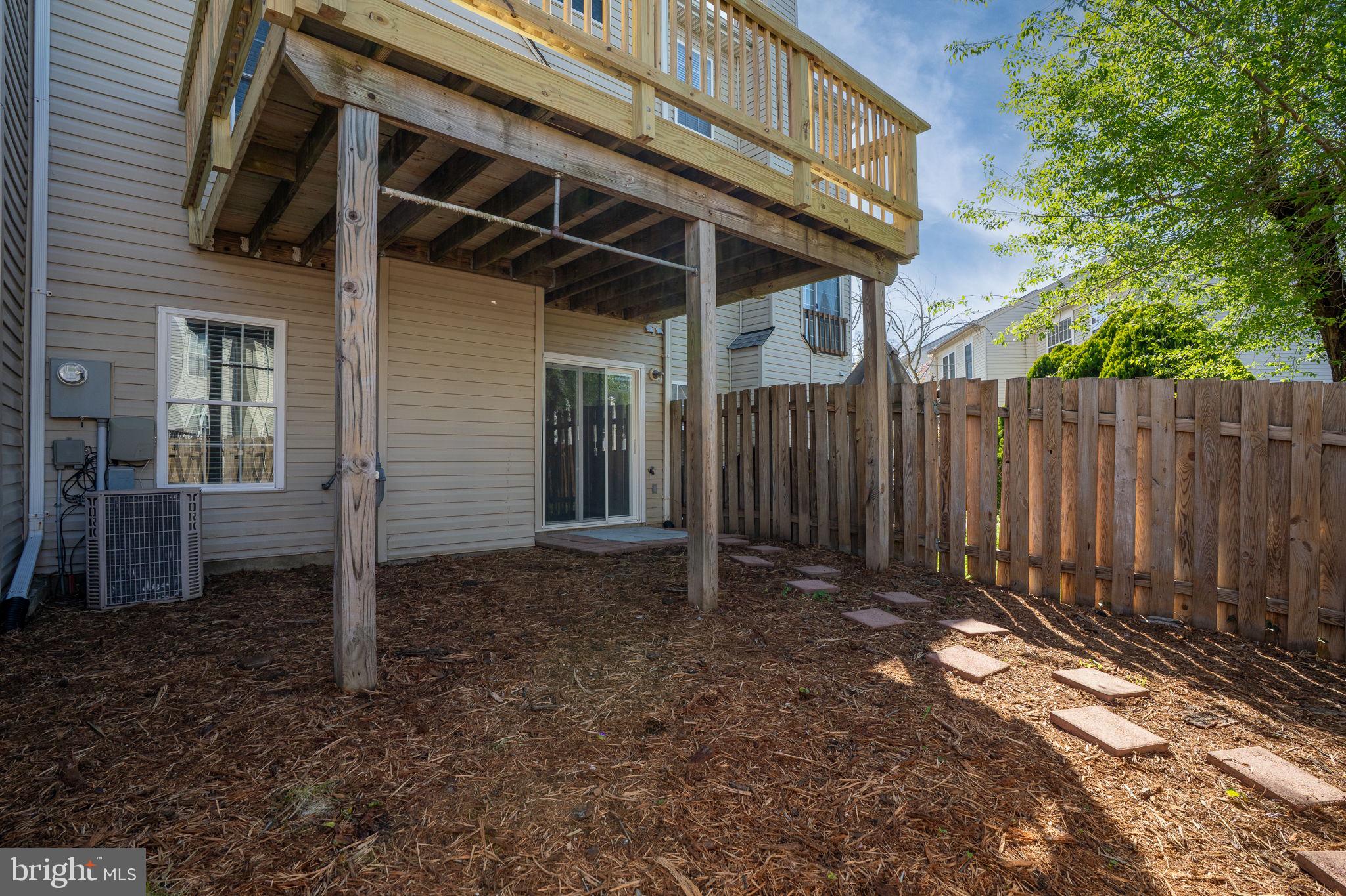 COURTS AT STAFFORD - Residential