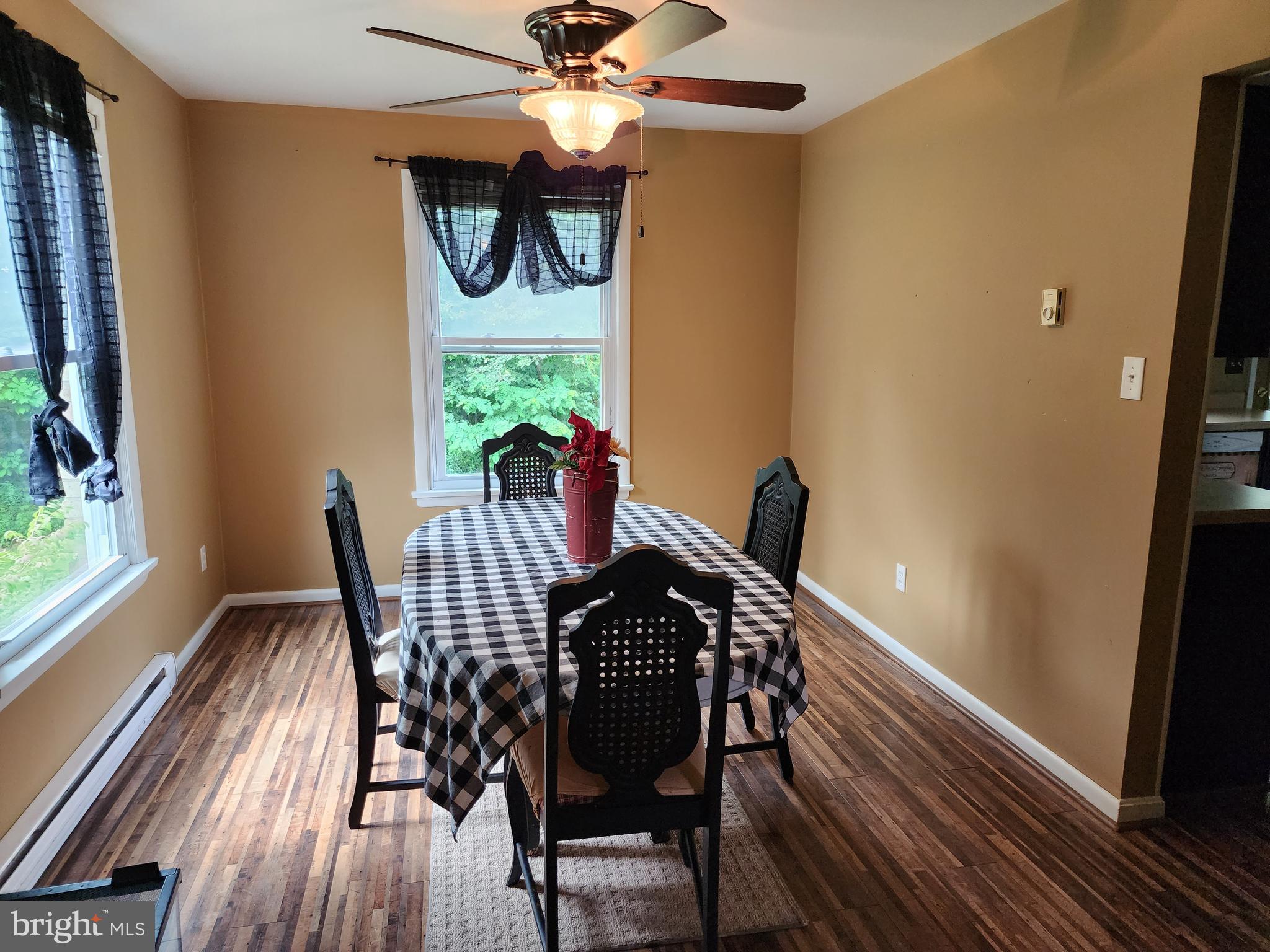 BRADDOCK ESTATES - Residential