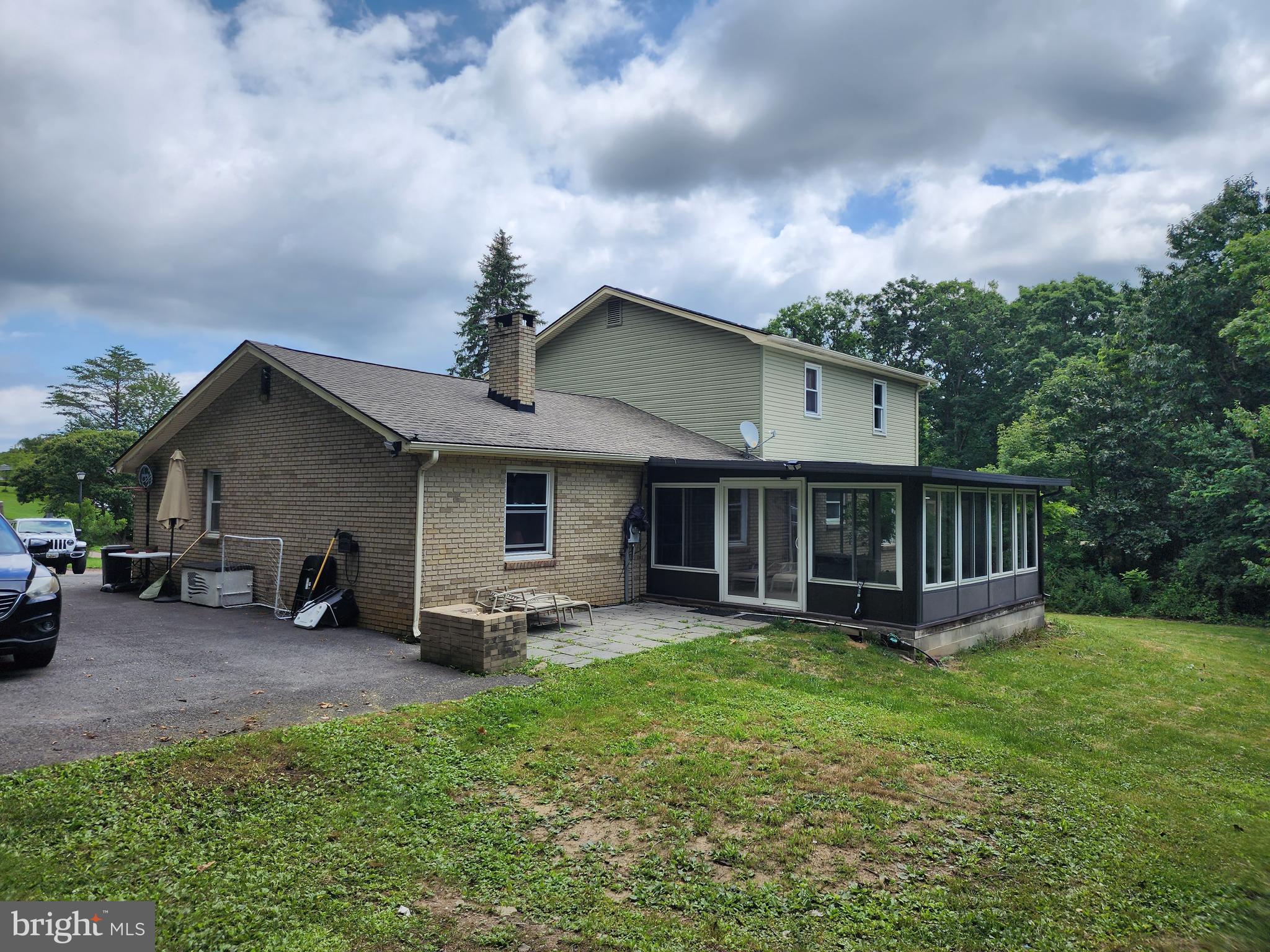 BRADDOCK ESTATES - Residential