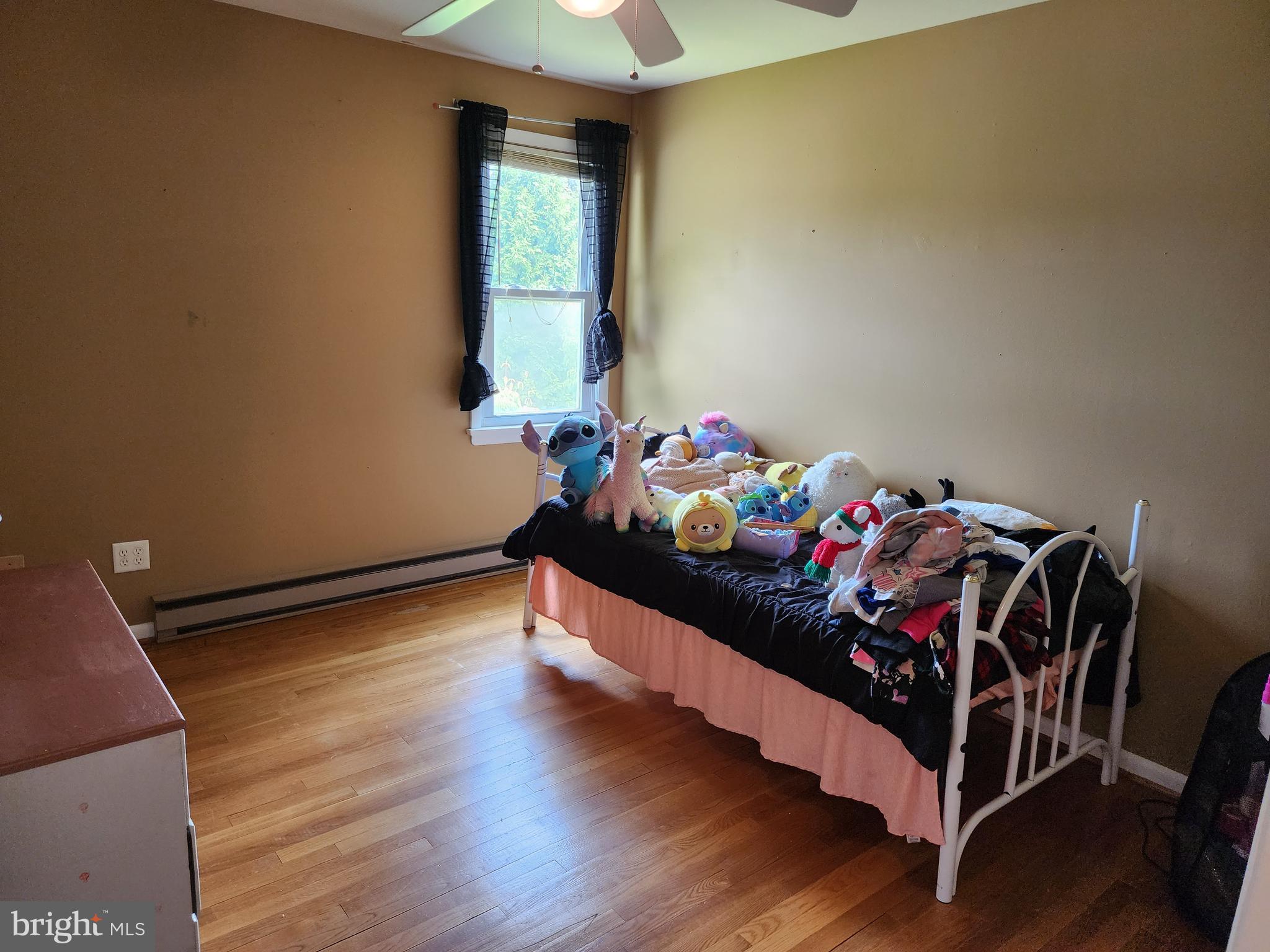 BRADDOCK ESTATES - Residential