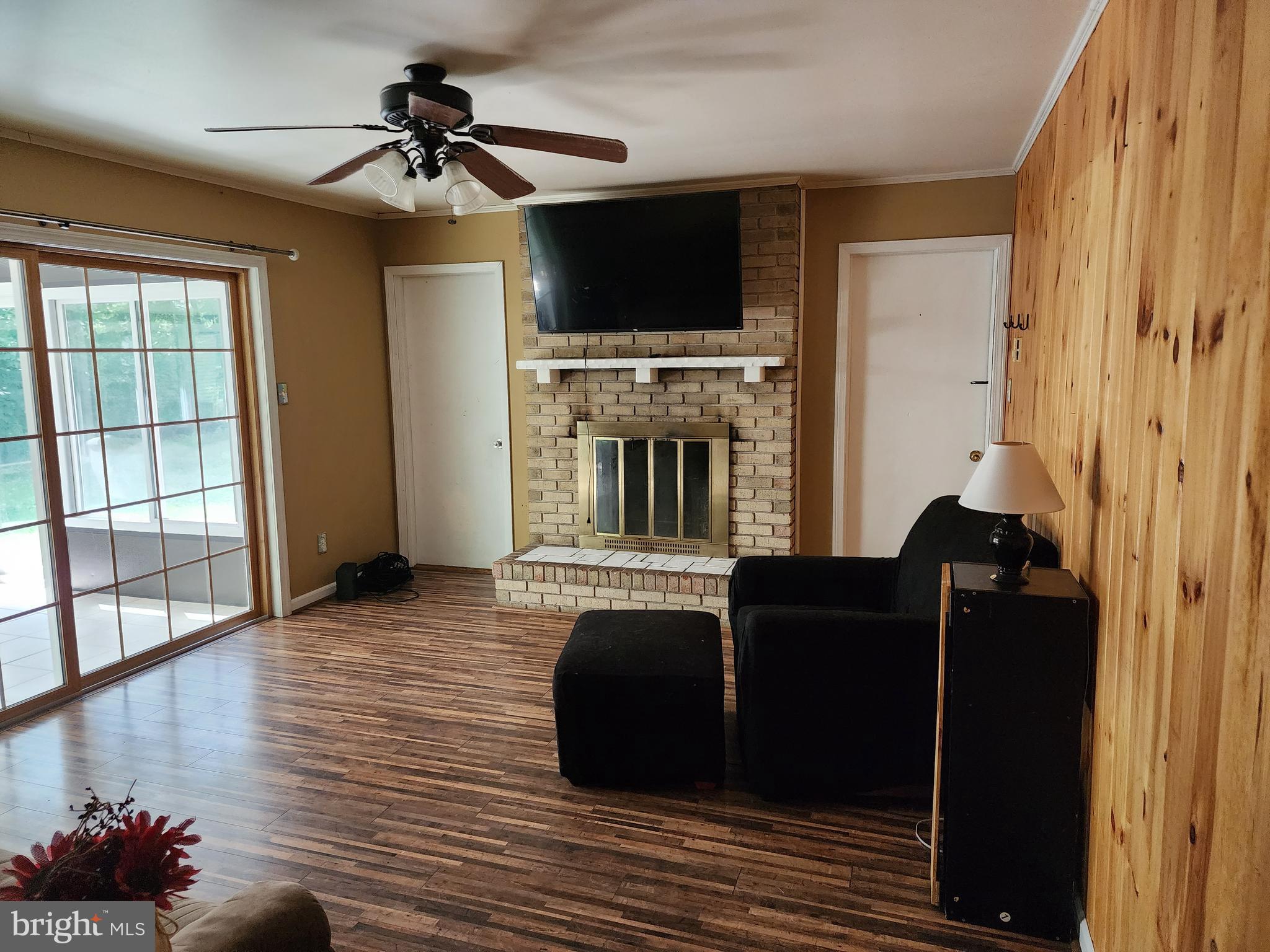 BRADDOCK ESTATES - Residential