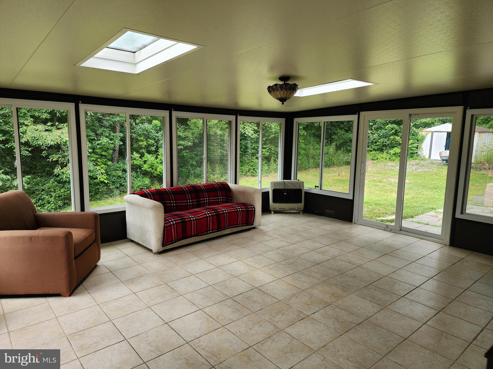 BRADDOCK ESTATES - Residential