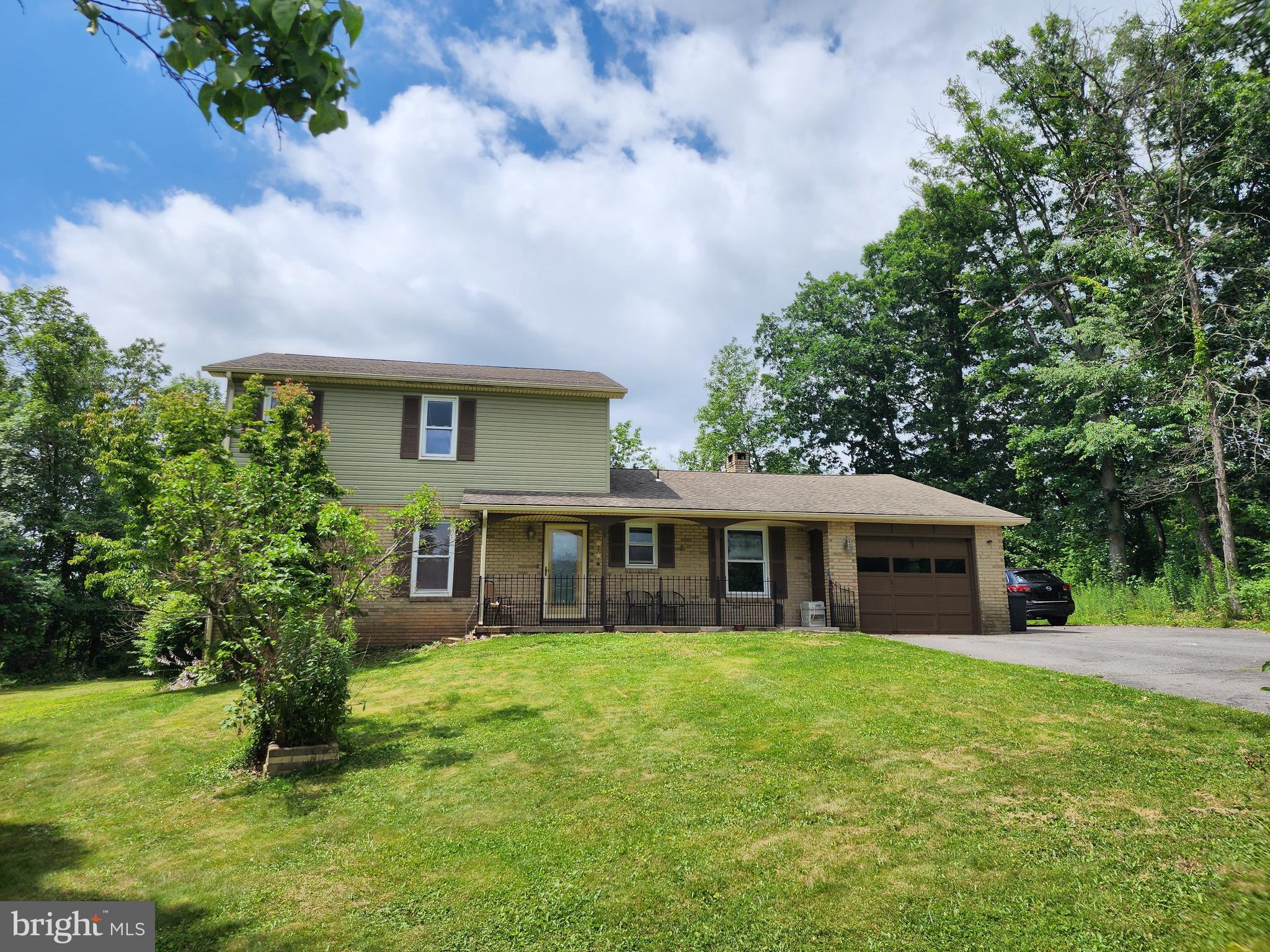 BRADDOCK ESTATES - Residential