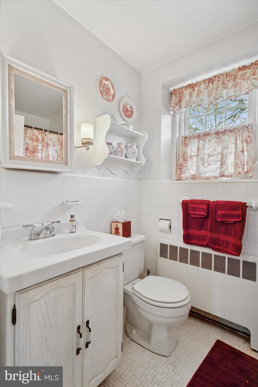 BLUE BELL GDNS - Residential