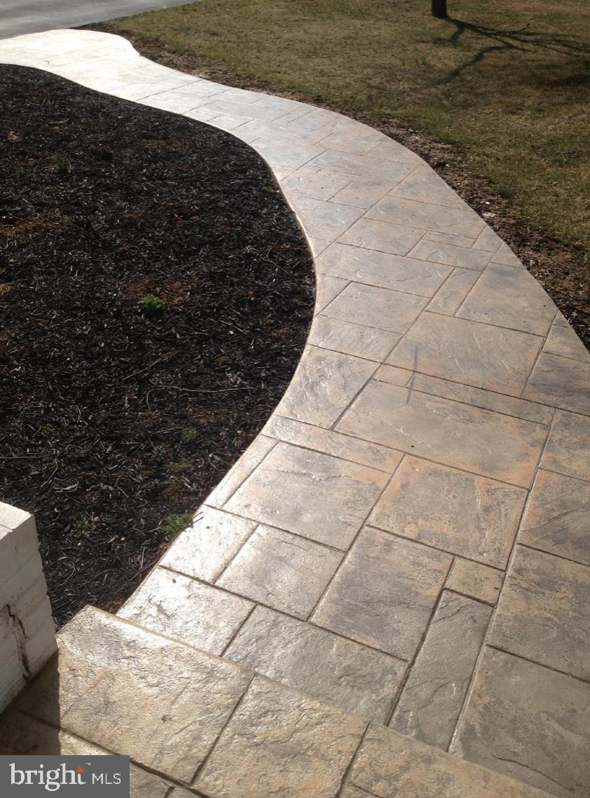 FOUNTAIN HEAD - Residential Lease