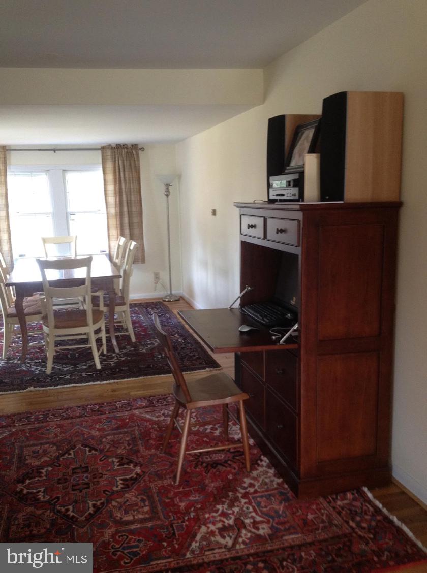 FOUNTAIN HEAD - Residential Lease