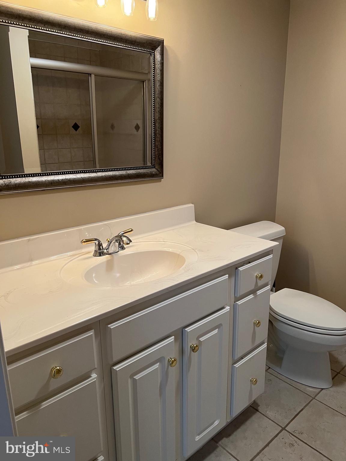 FOUNTAIN HEAD - Residential Lease