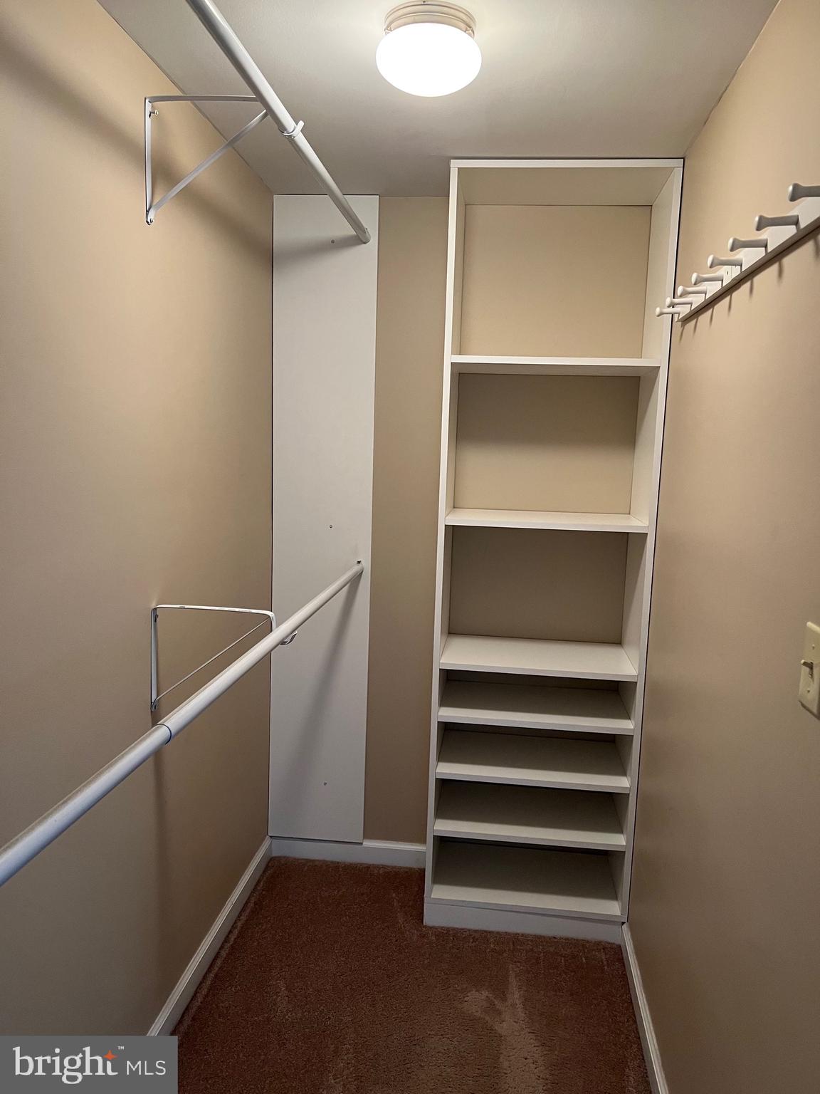 FOUNTAIN HEAD - Residential Lease