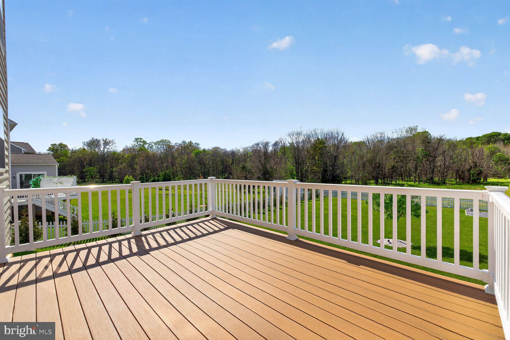 WEST FIELDS - Residential