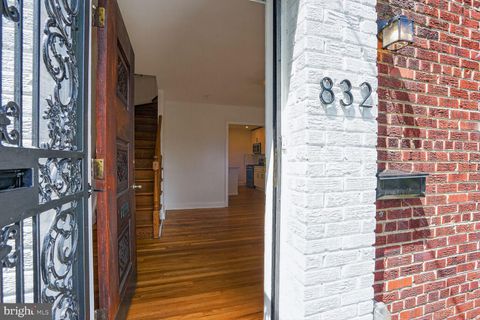 832 DELAFIELD STREET NE WASHINGTON DC 20017