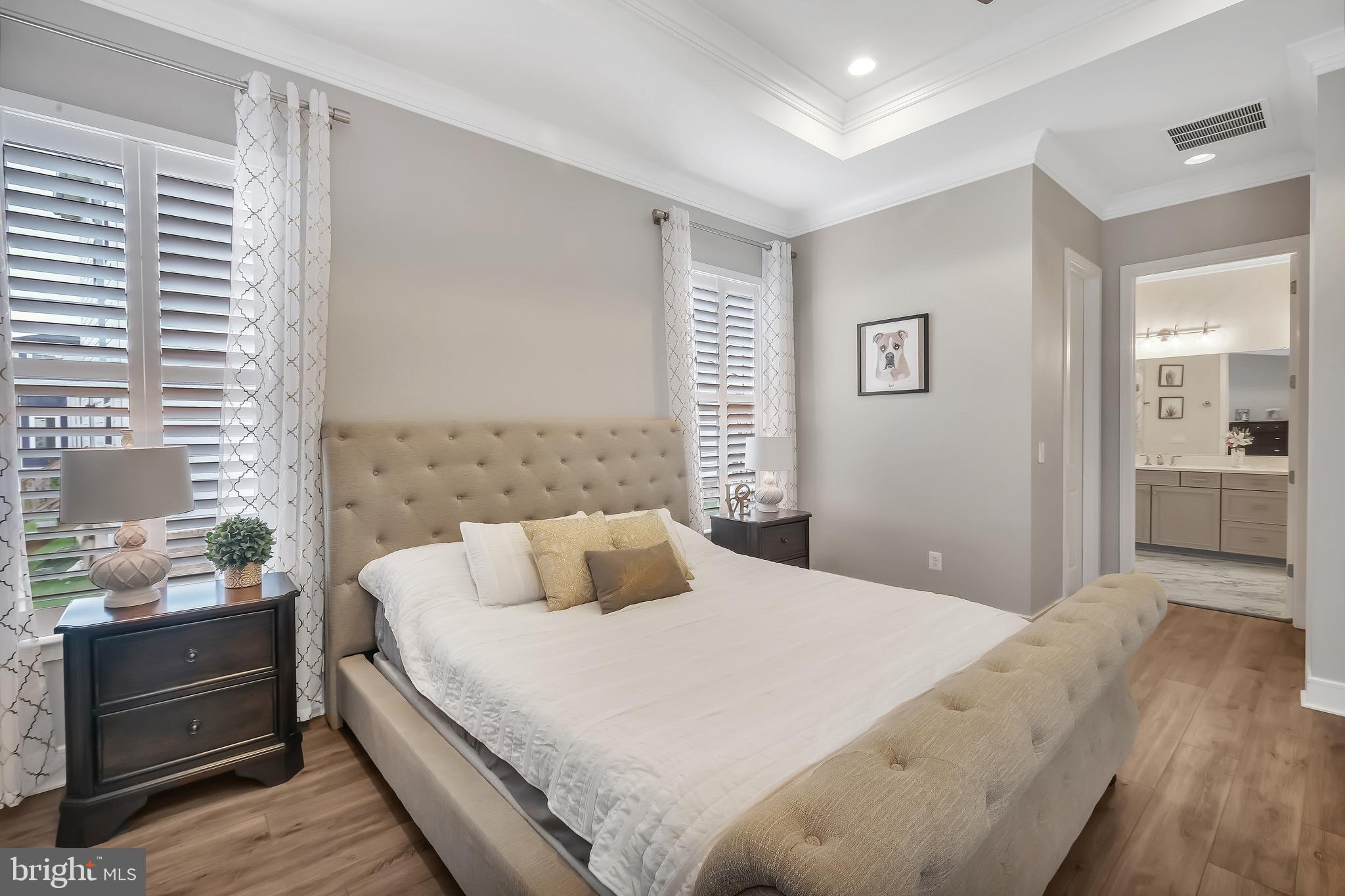 MEADOWBROOK - Residential