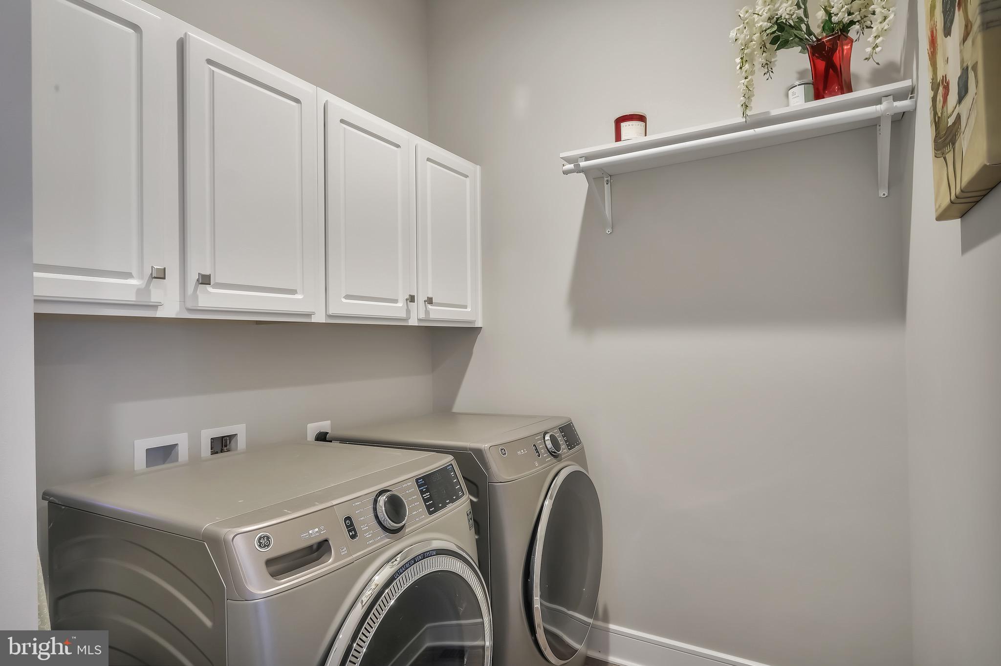 MEADOWBROOK - Residential