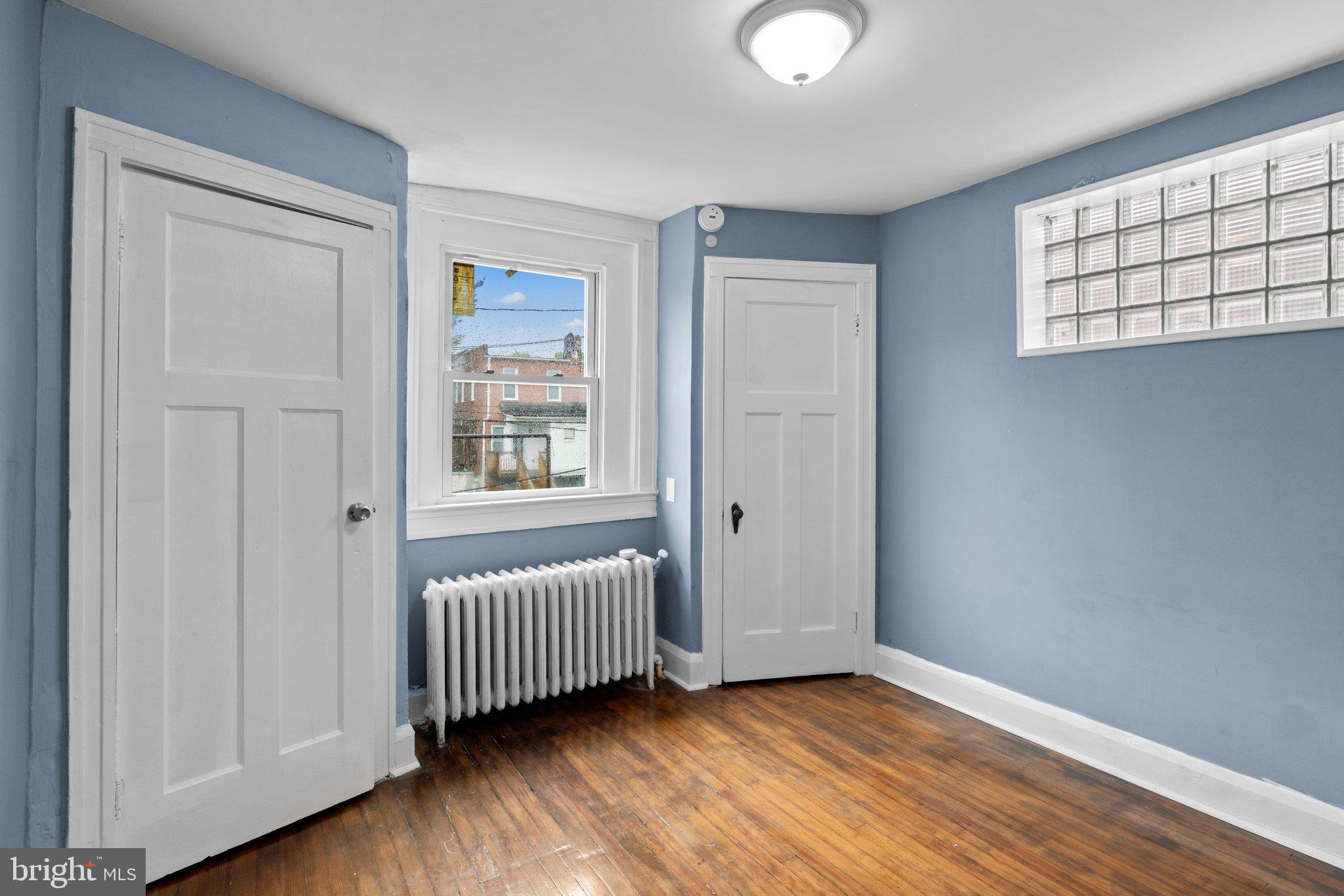 FRANKFORD - Residential