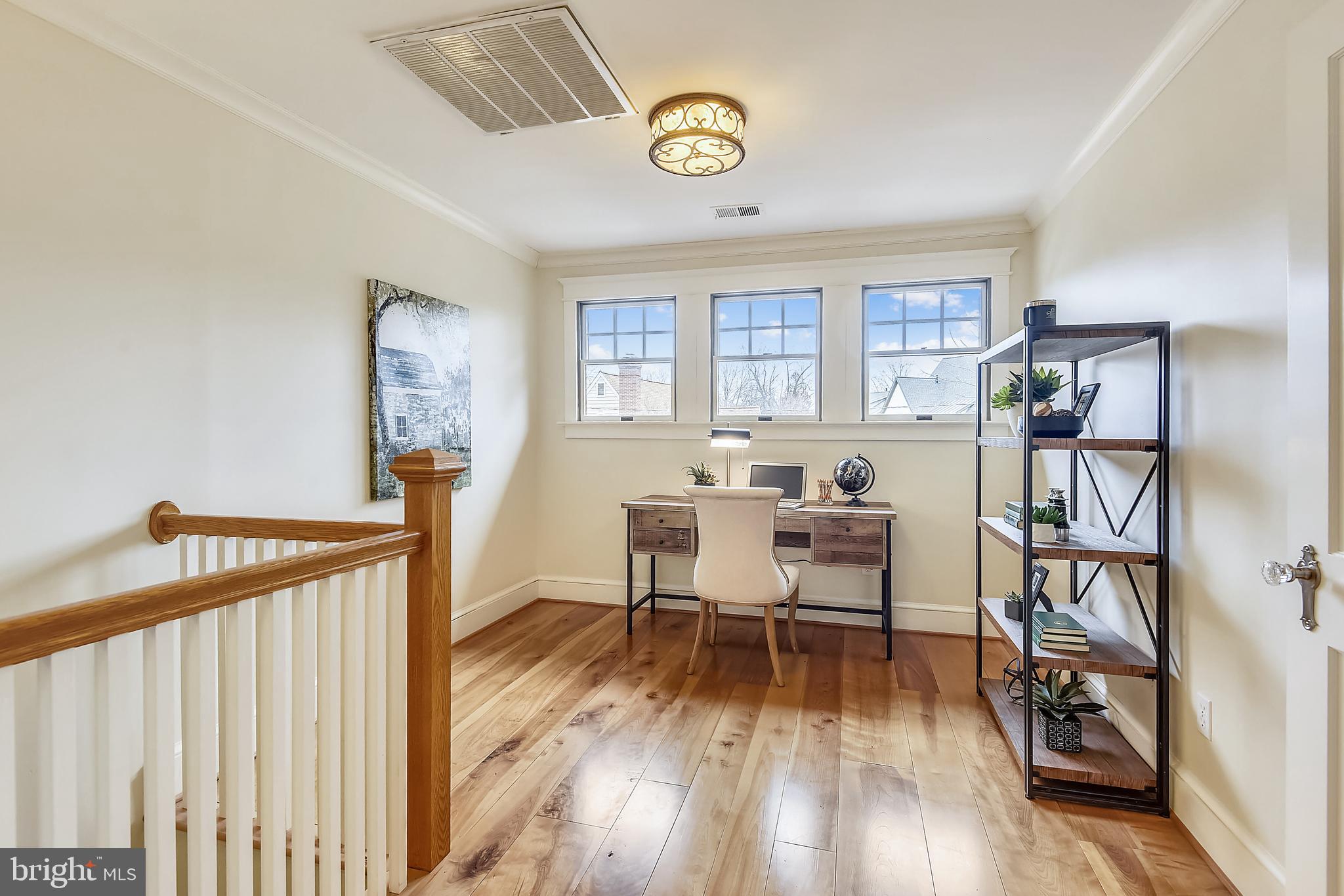 LYON VILLAGE - Residential