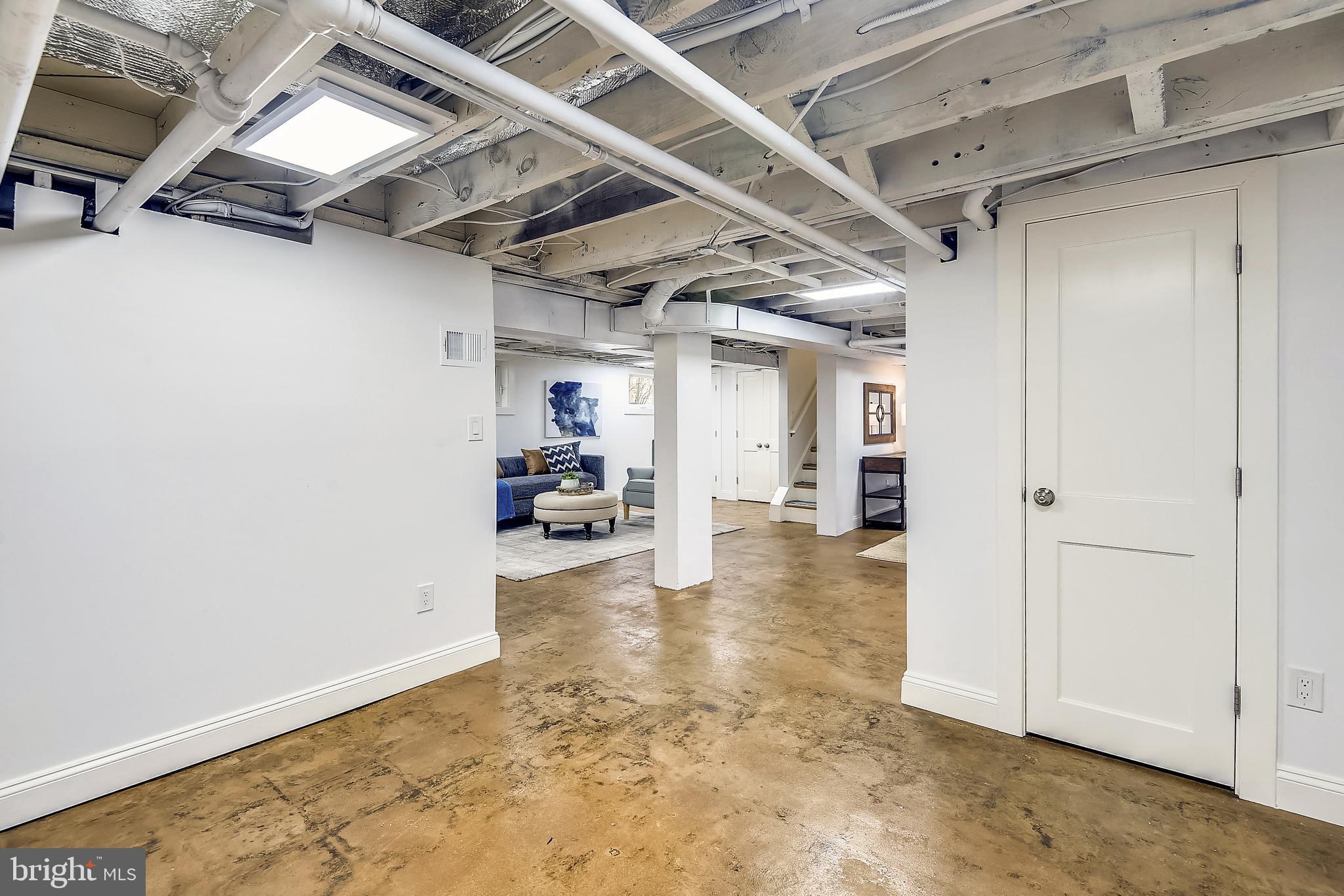 LYON VILLAGE - Residential