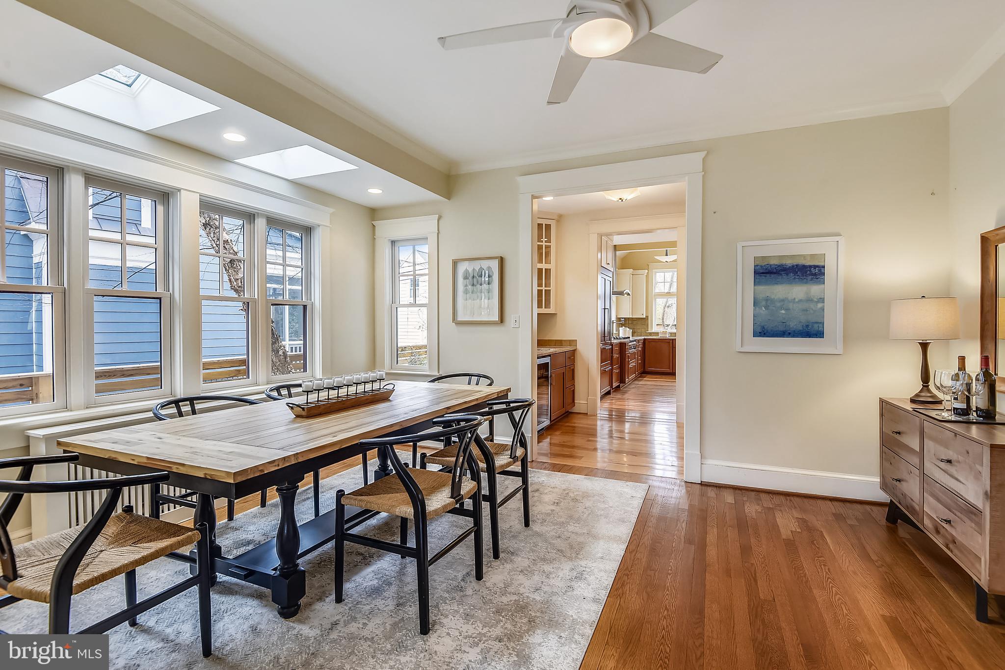 LYON VILLAGE - Residential