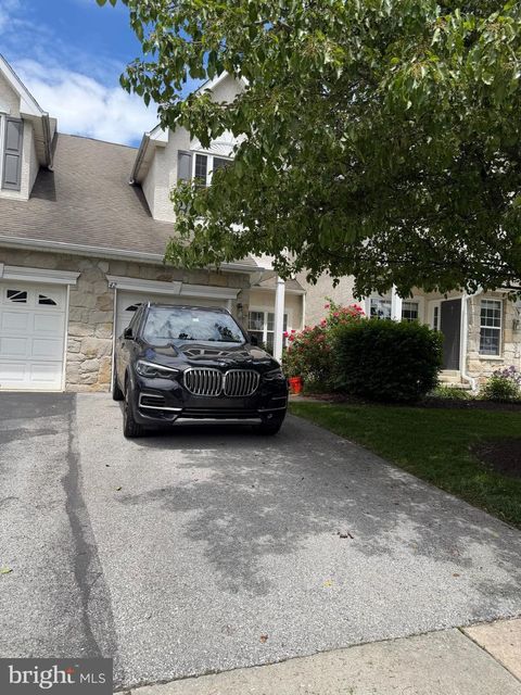 Photo of 42 Madison Way, DOWNINGTOWN, PA 19335 (MLS # PACT2126594)