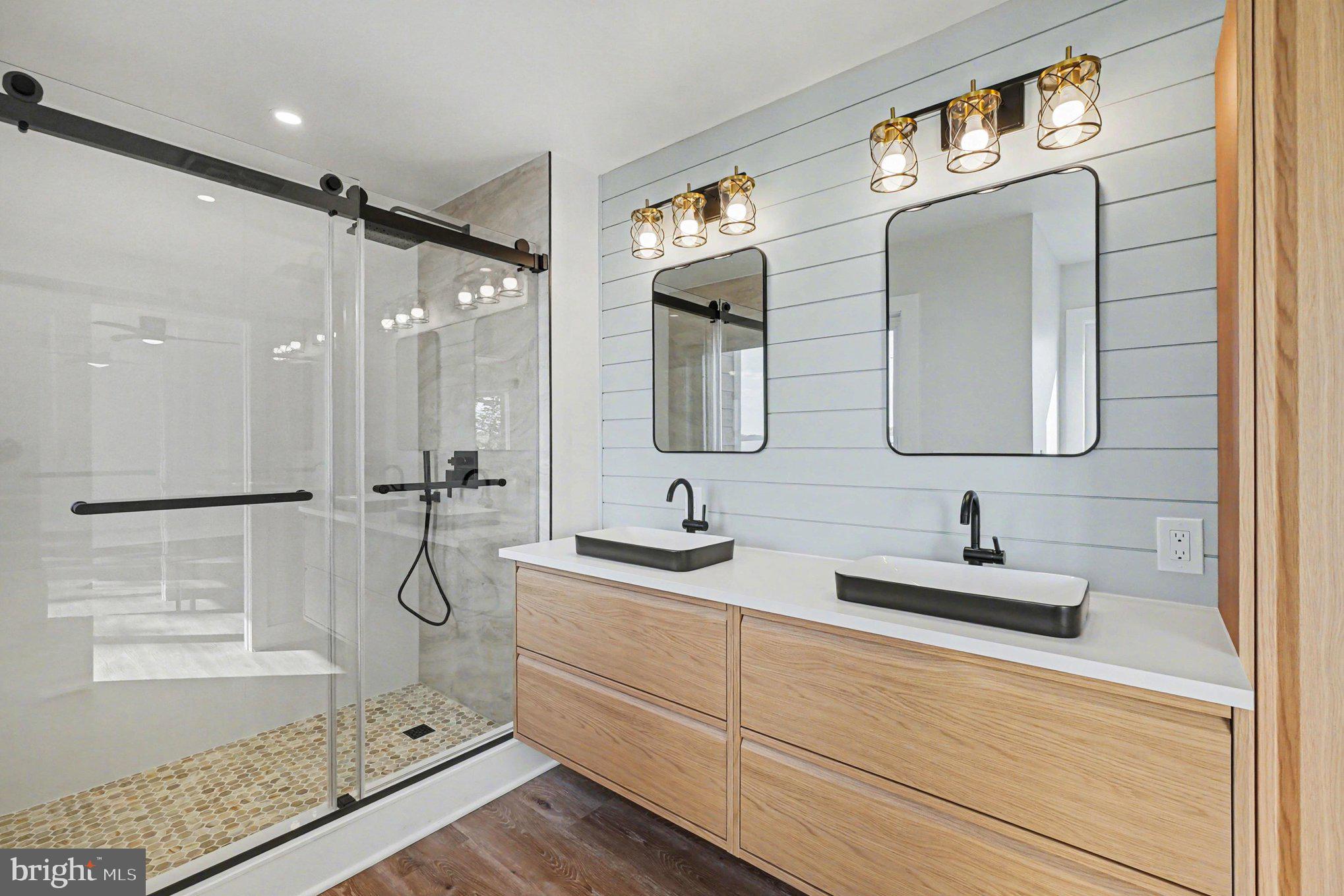 MILLERS ISLAND - Residential