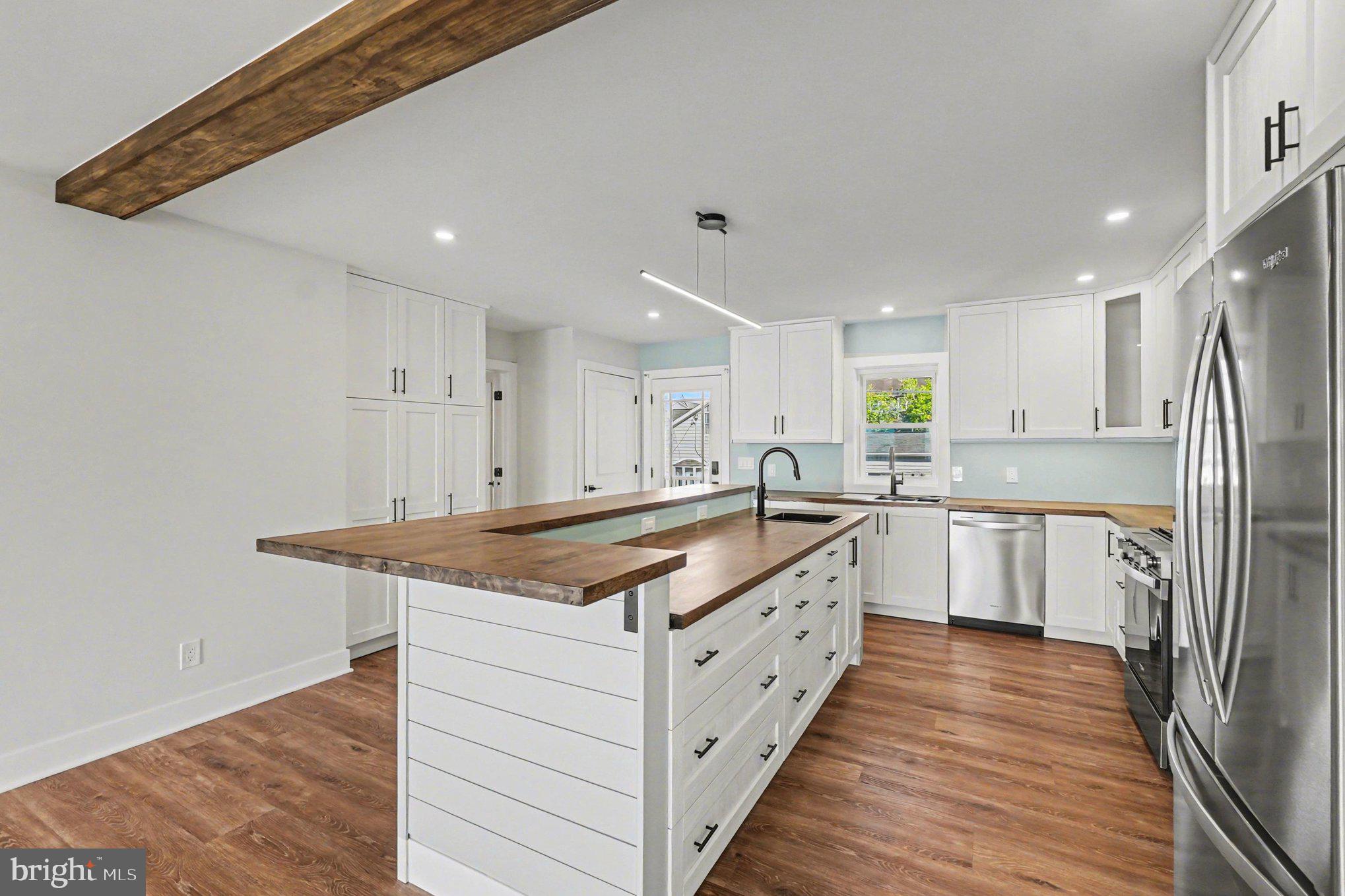 MILLERS ISLAND - Residential