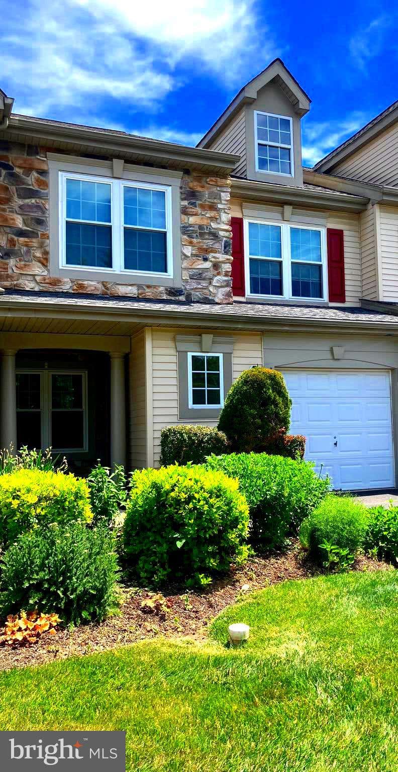 Photo of 204 Carrington Court, WARWICK, PA 18974 (MLS # PABU2123214)