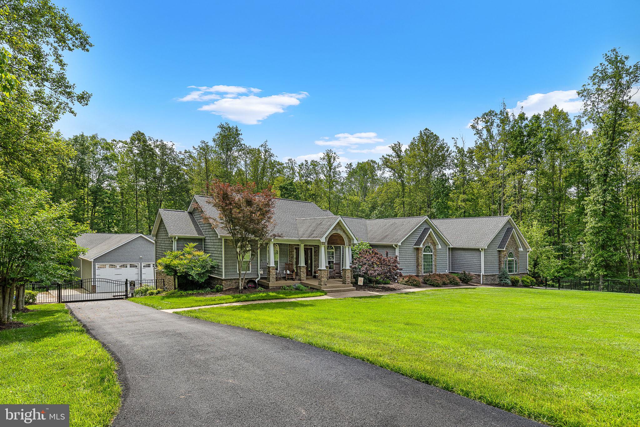 264 HOLLY BERRY ROAD