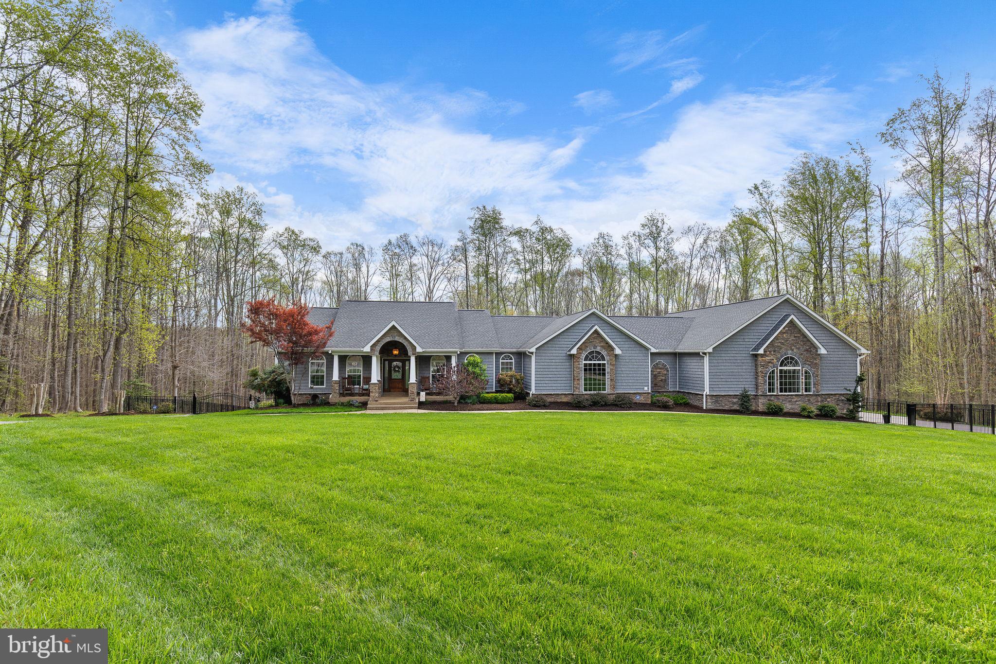 264 HOLLY BERRY ROAD