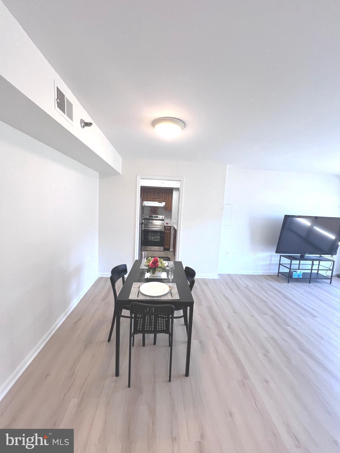 1301 N COURTHOUSE ROAD 1109