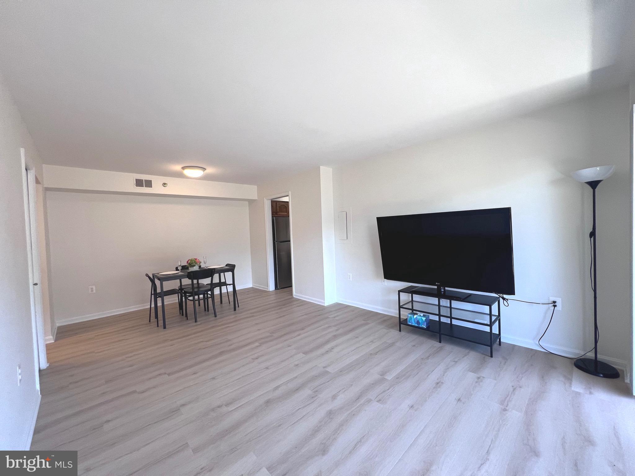 1301 N COURTHOUSE ROAD 1109