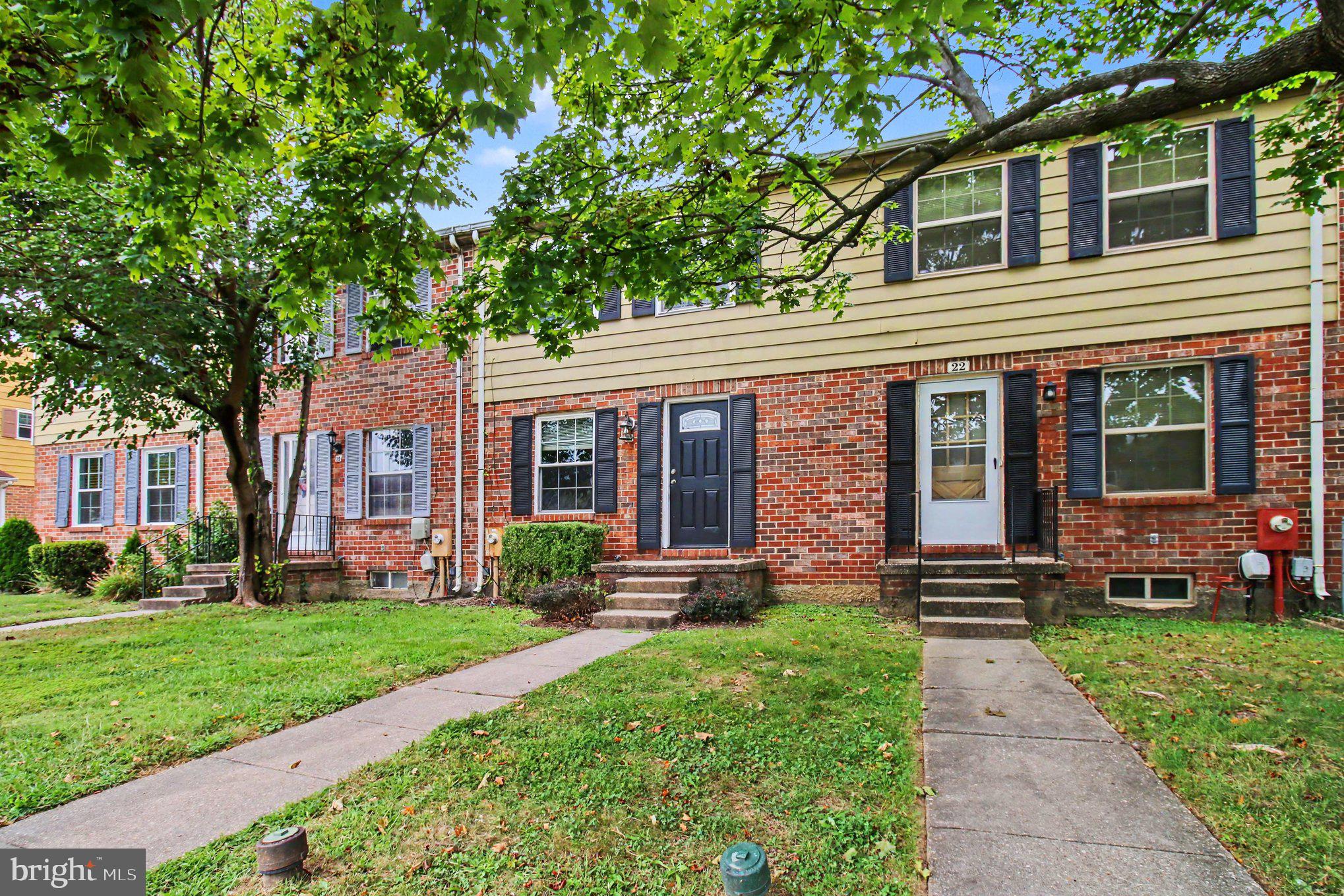 20 LOCKETT COURT