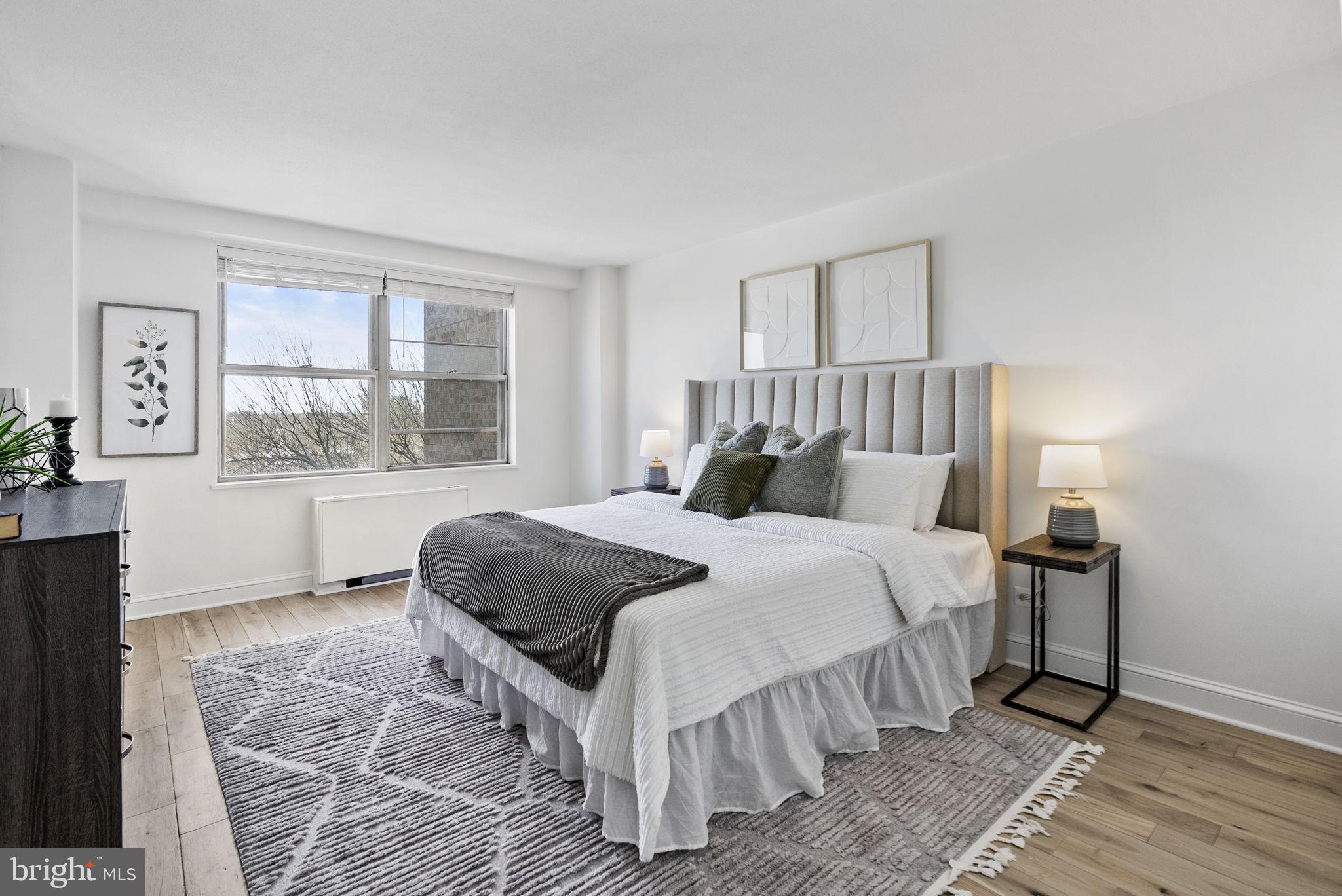 OAK HILL - Residential