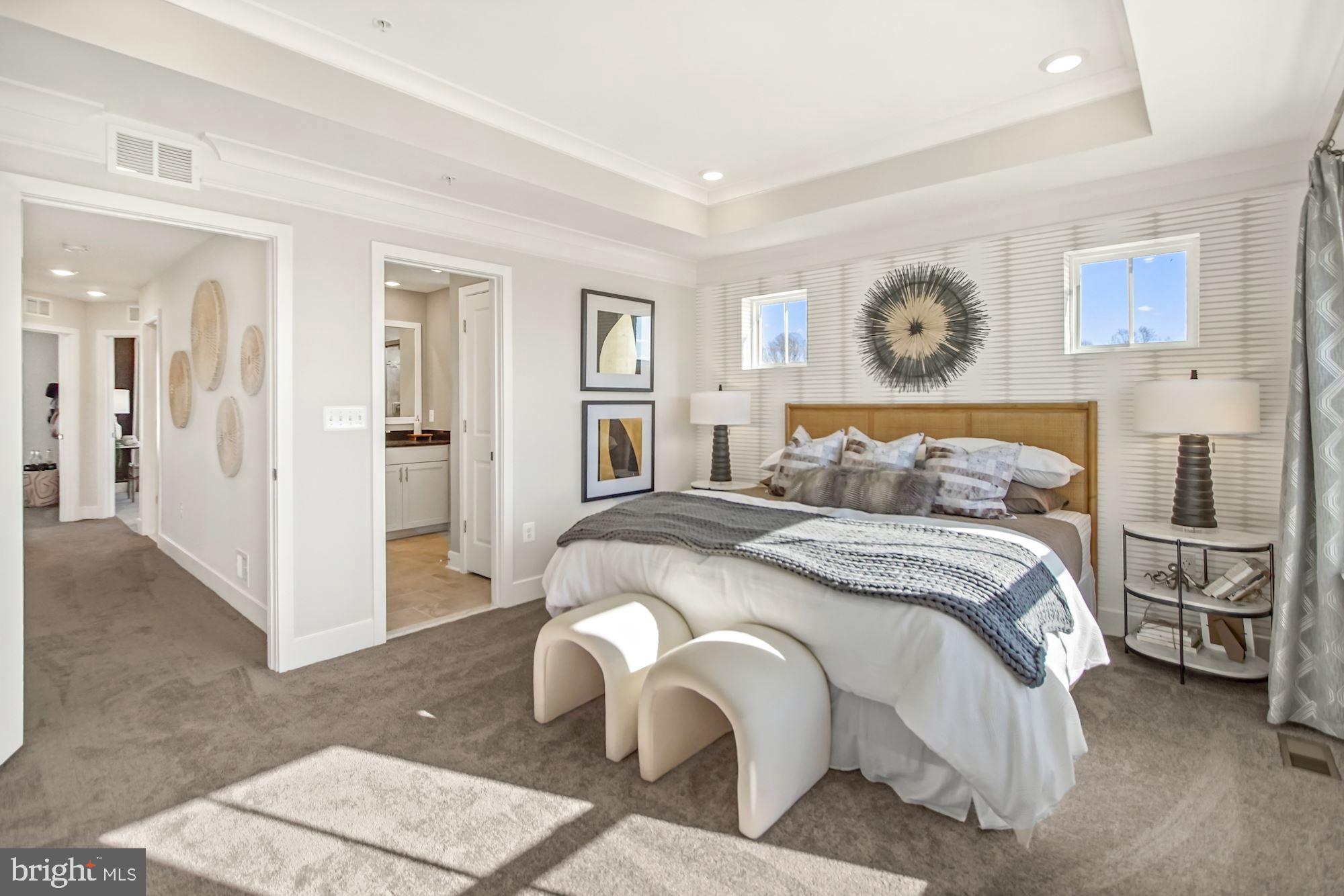 ST. CHARLES - Residential