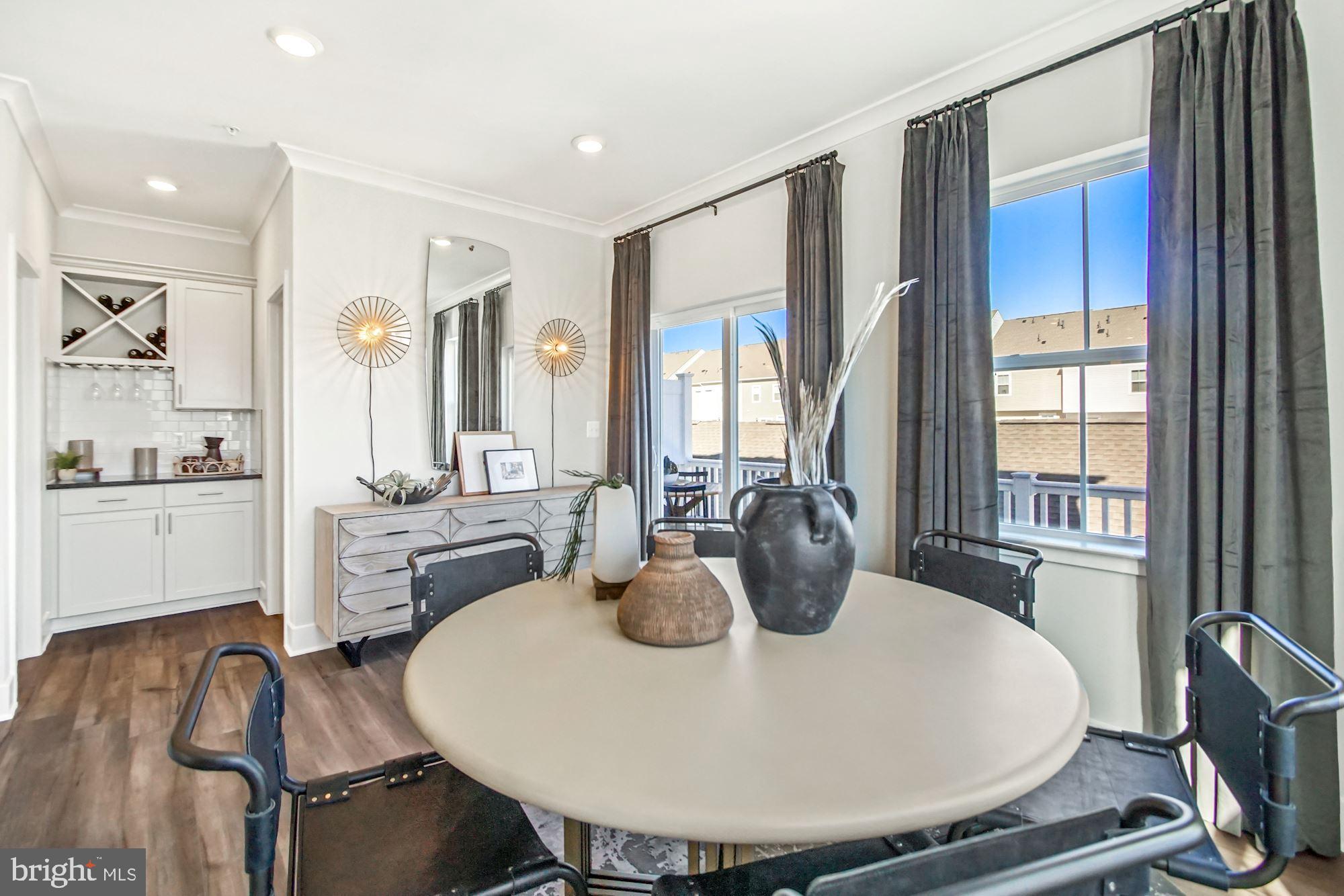 ST. CHARLES - Residential