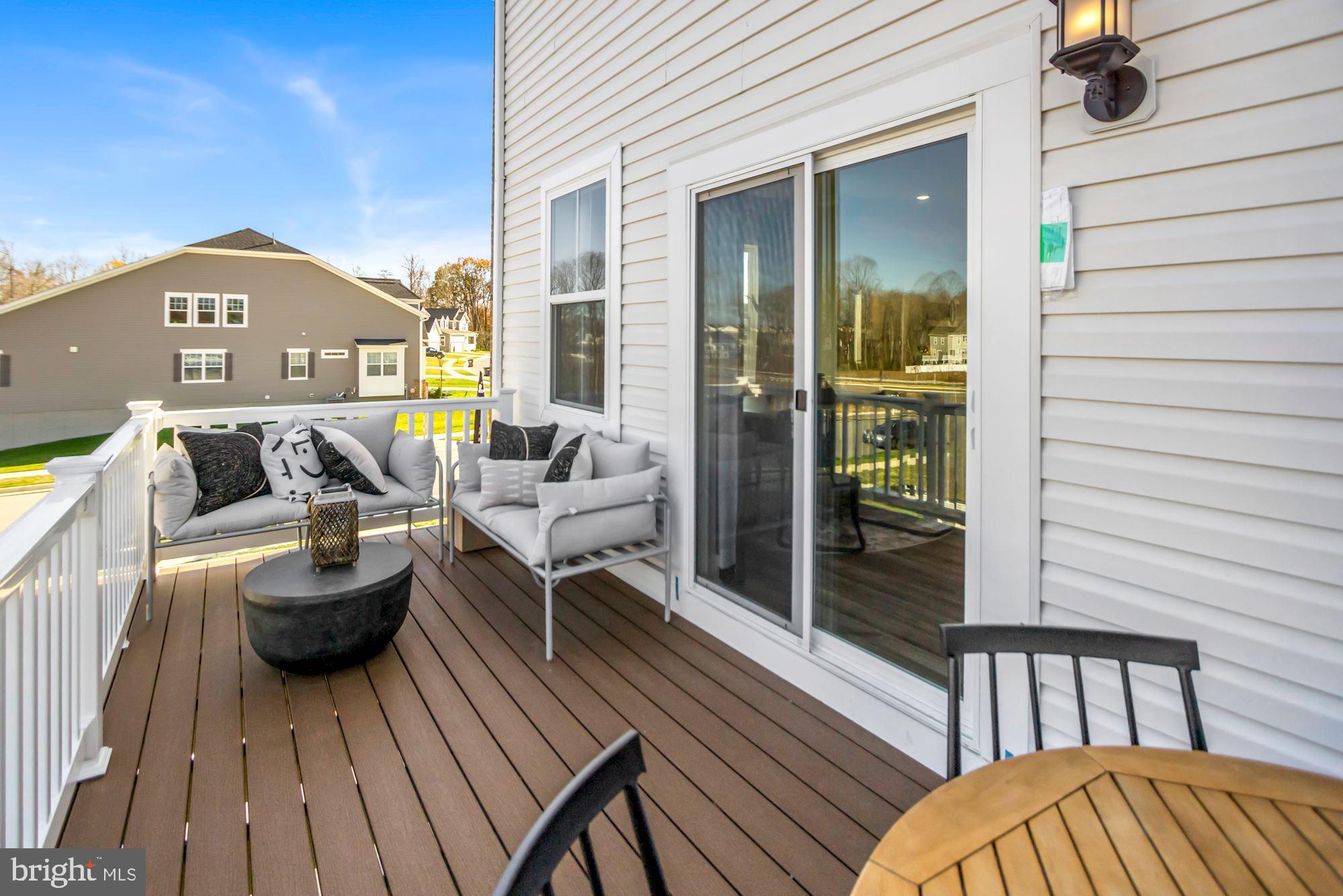 ST. CHARLES - Residential