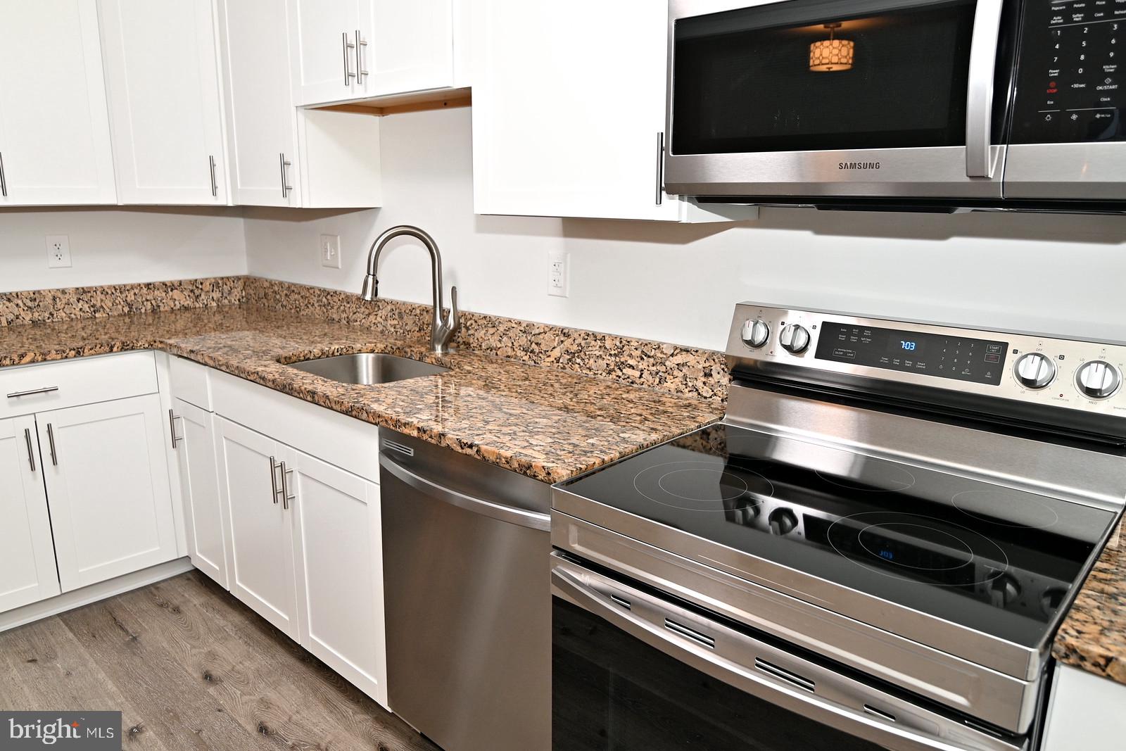 BANNISTER - Residential