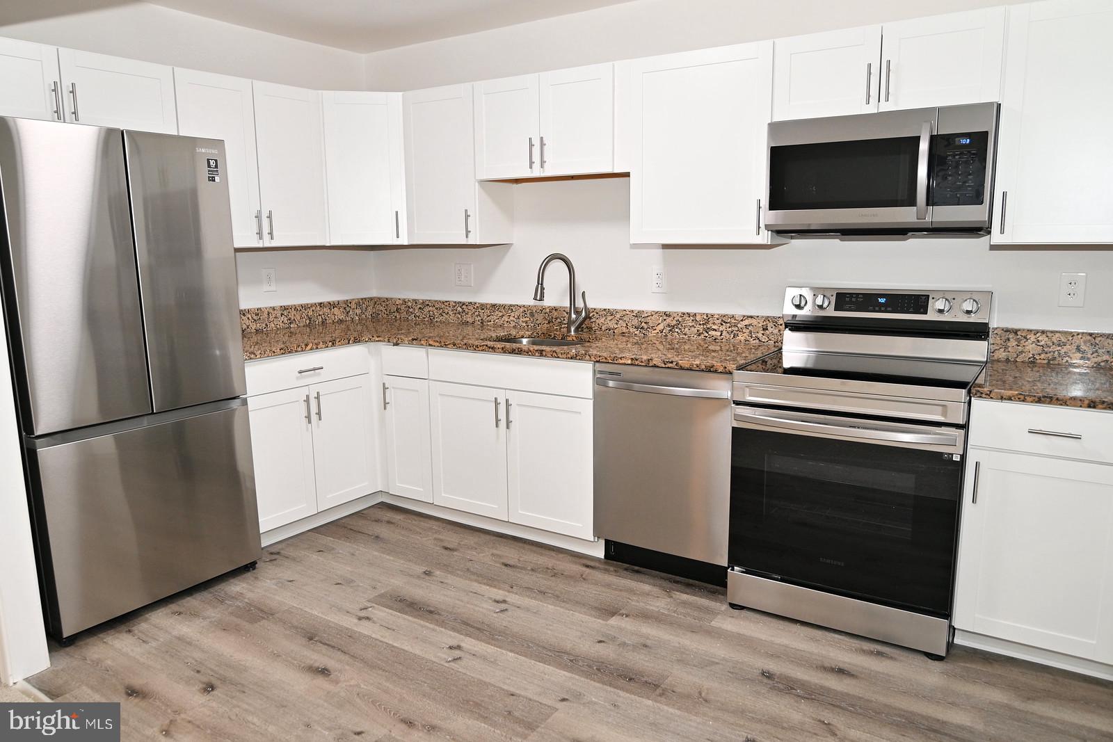 BANNISTER - Residential