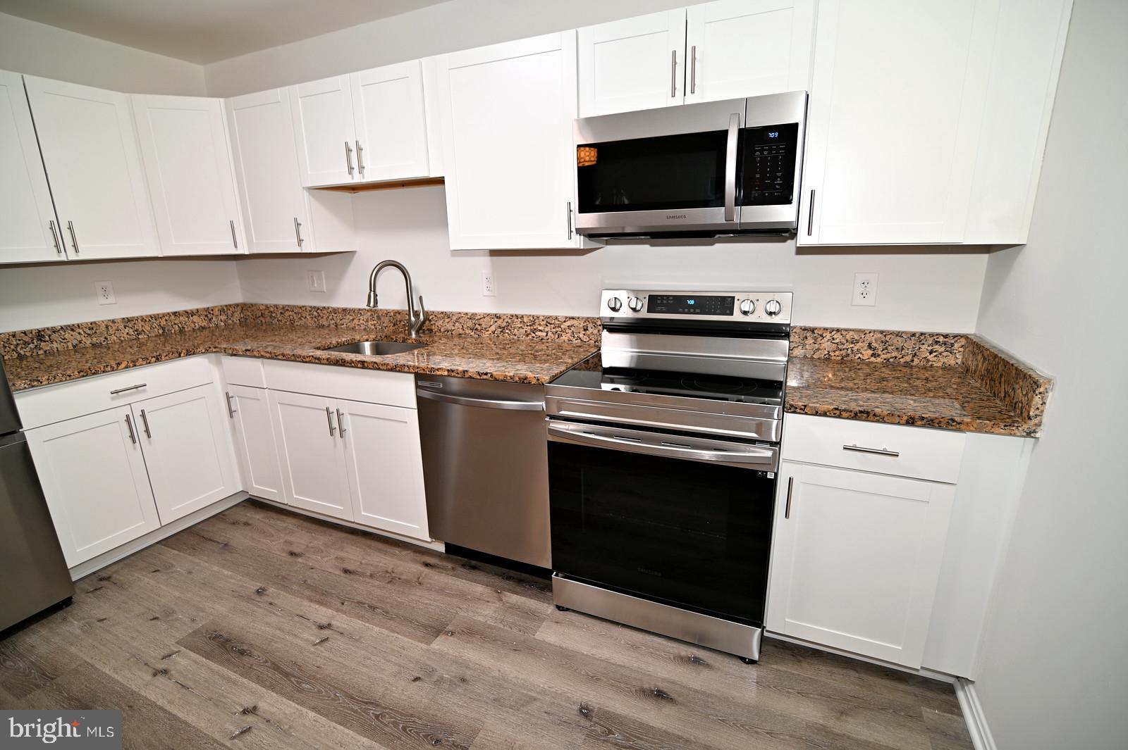 BANNISTER - Residential