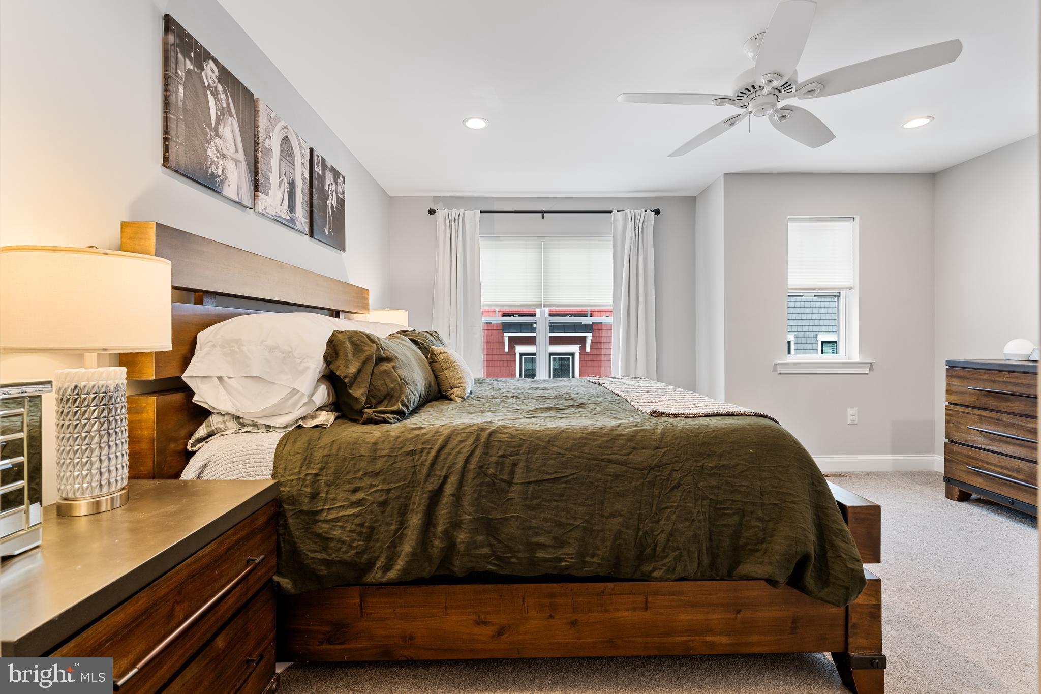 FREELAND SQUARE - Residential