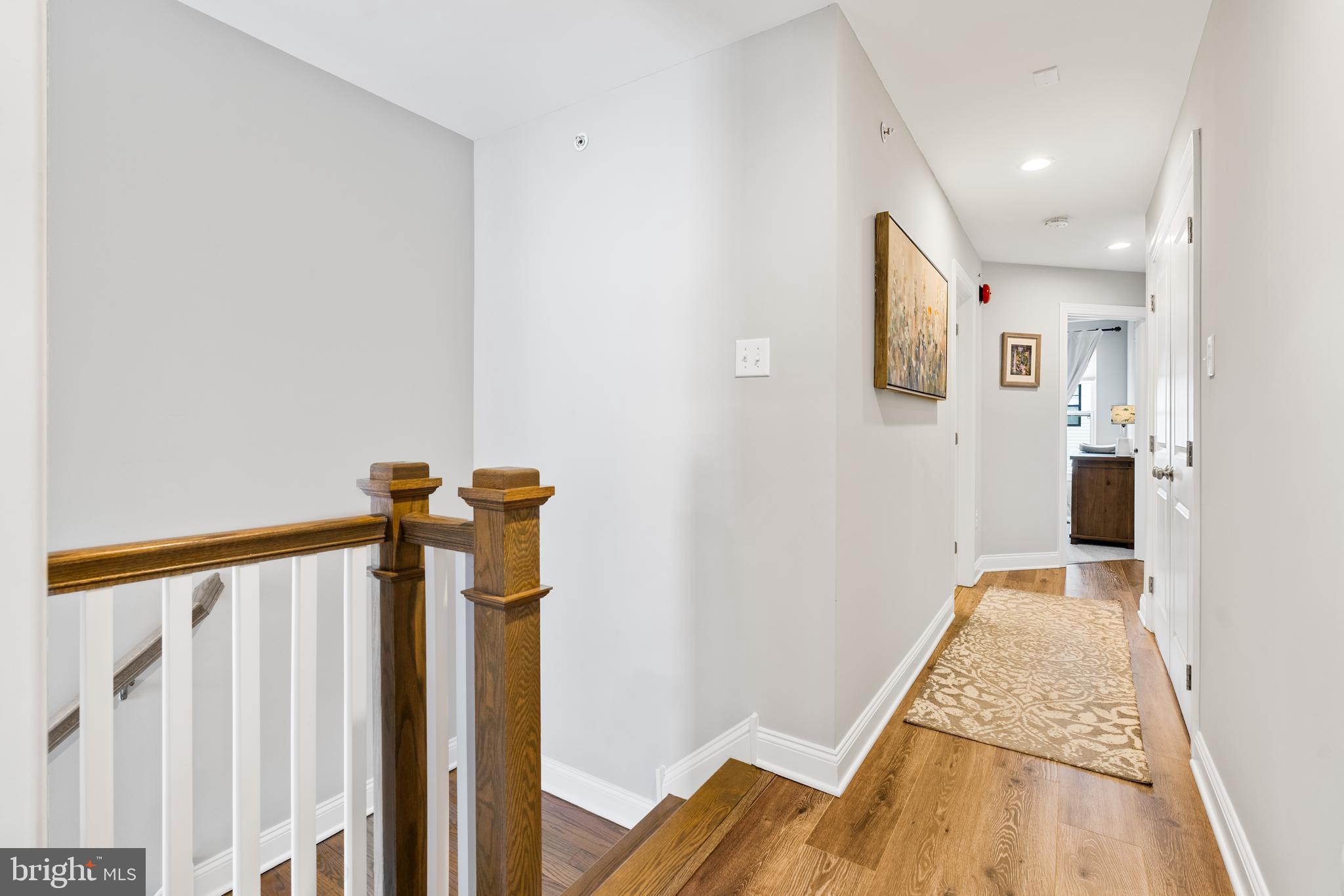 FREELAND SQUARE - Residential