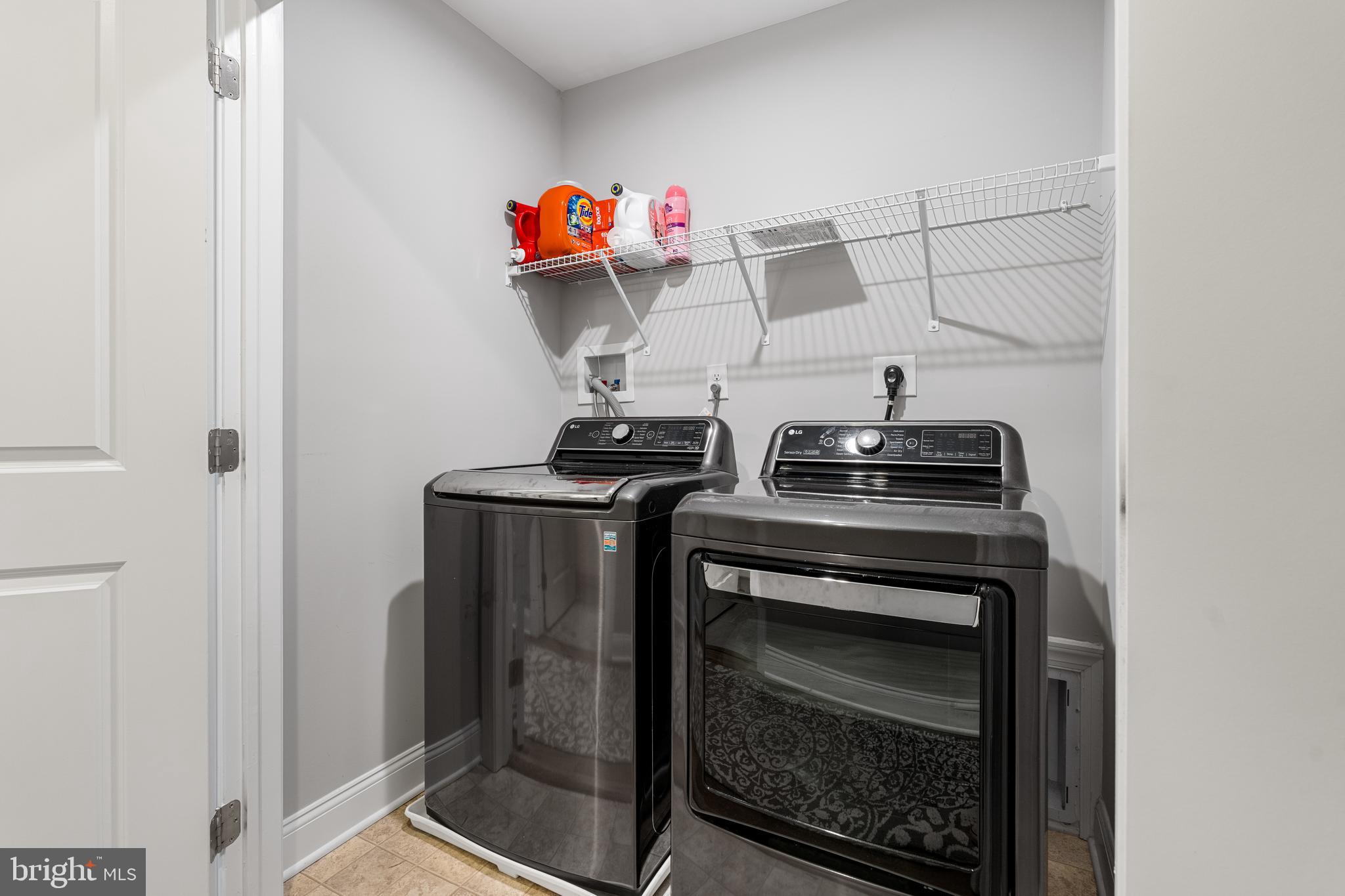 FREELAND SQUARE - Residential