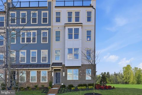 Photo of 17710 Williams Way, DUMFRIES, VA 22026 (MLS # VAPW2111710)