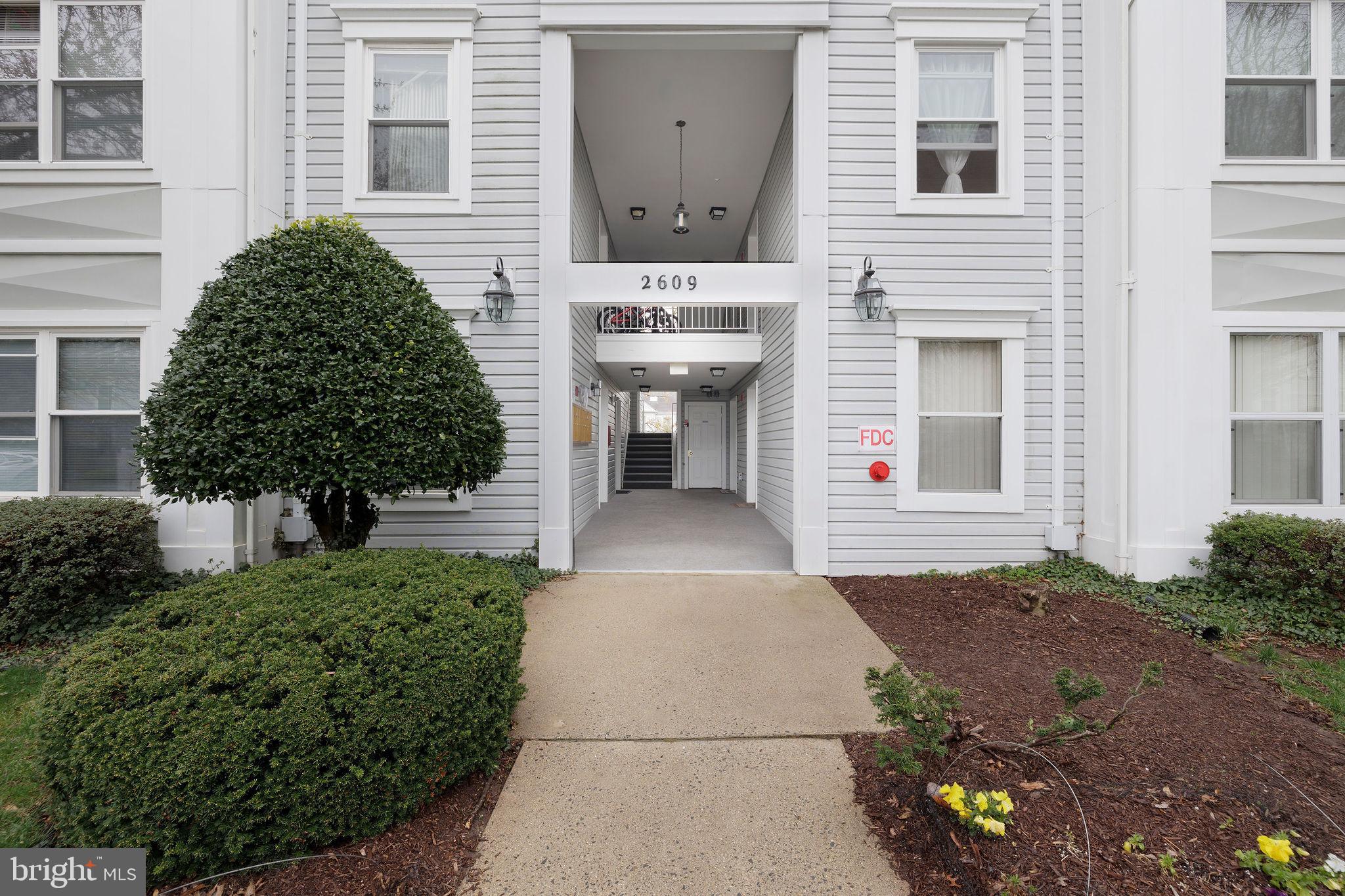 WINTERGATE AT LONGMEAD CROSSING - Residential