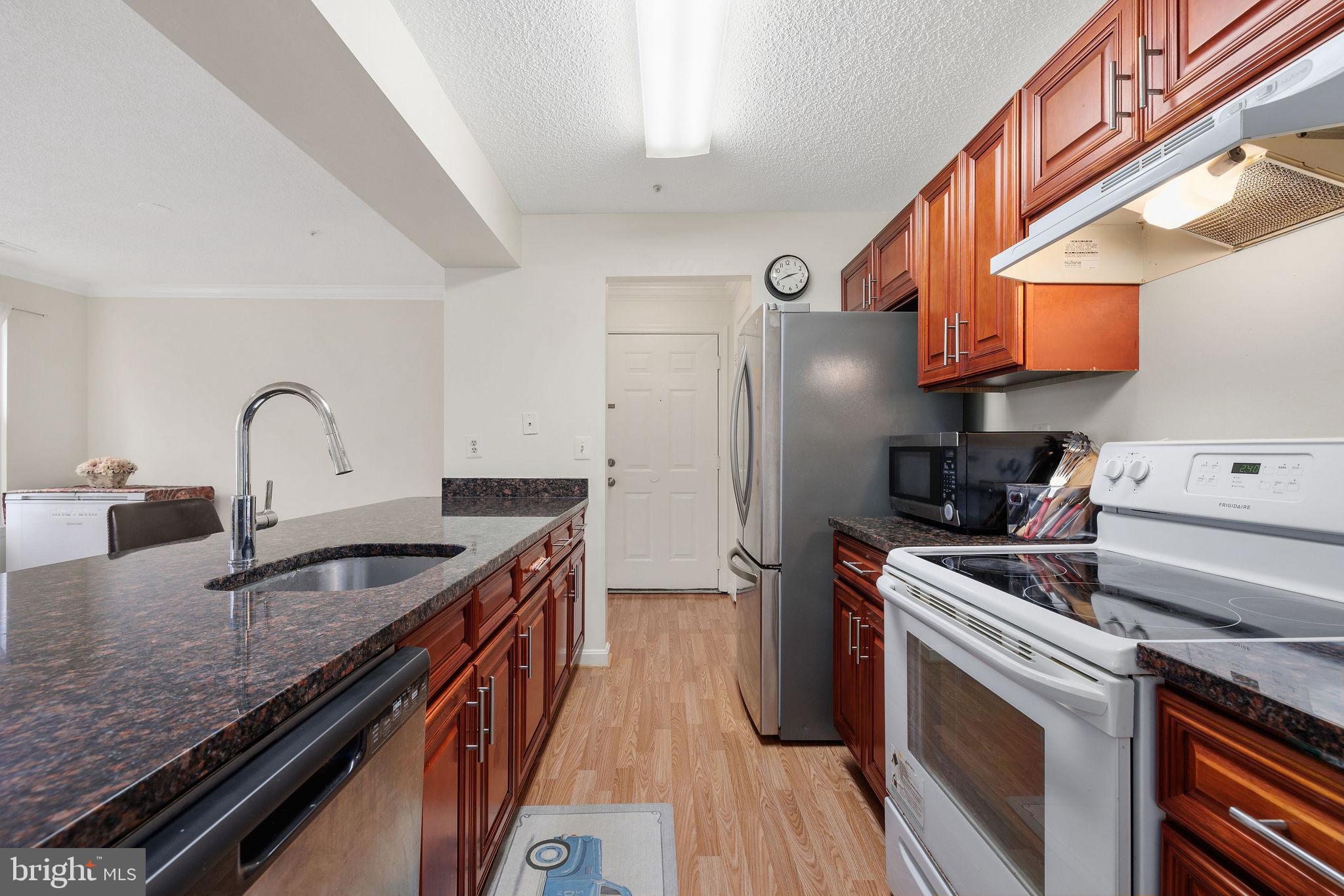 WINTERGATE AT LONGMEAD CROSSING - Residential