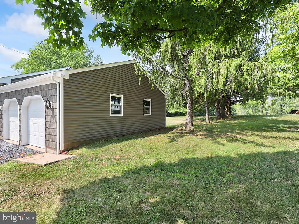 APPLEBACHSVILLE - Residential