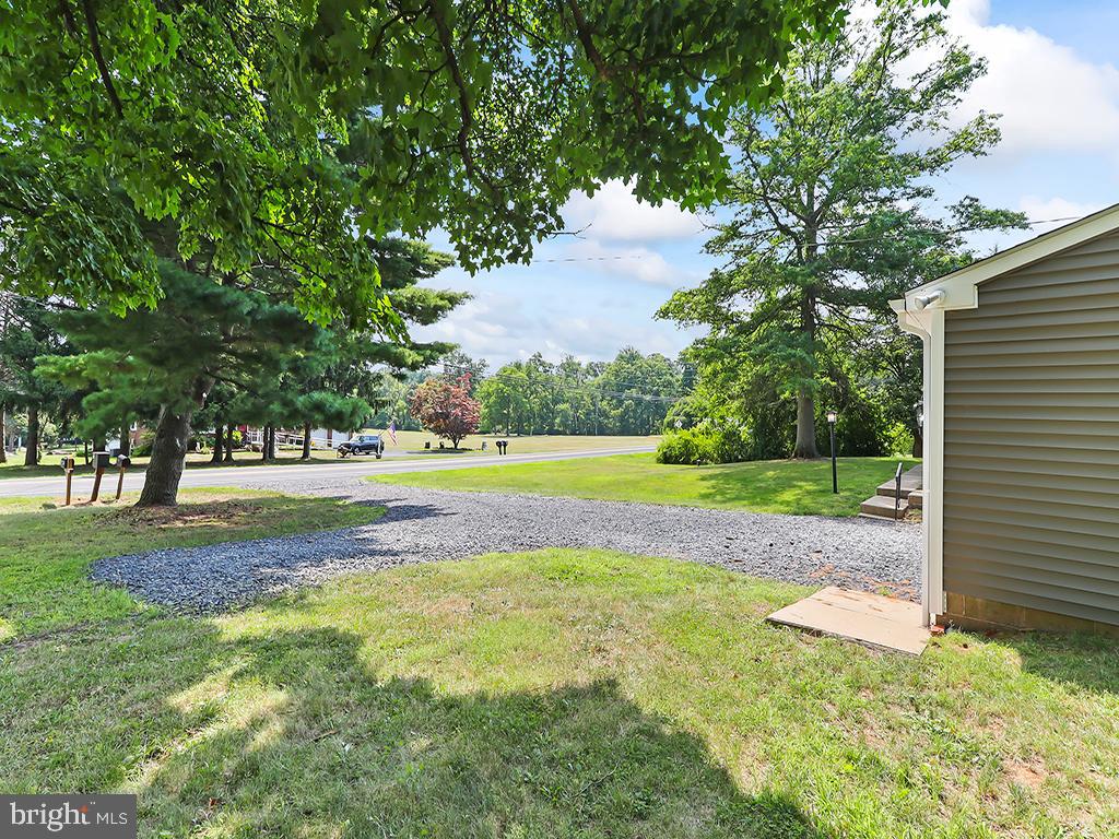 APPLEBACHSVILLE - Residential