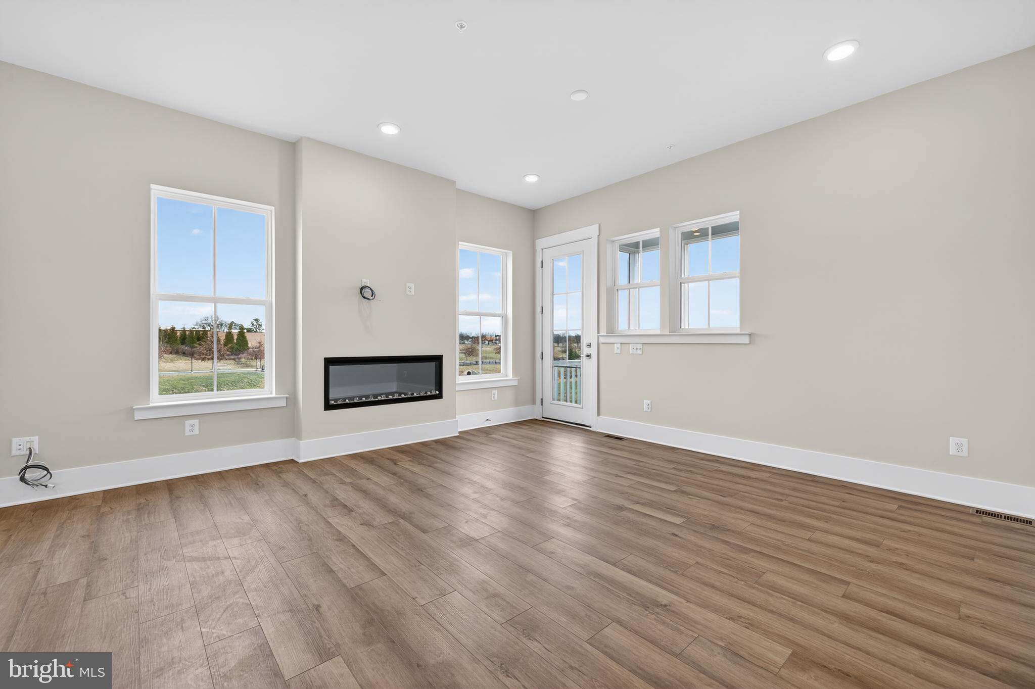 BRUNSWICK CROSSING - Residential