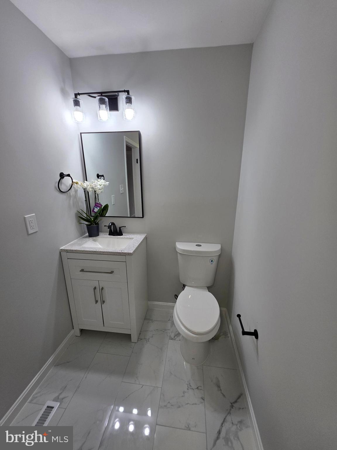 PARK SQUARE - IND HEAD - Residential