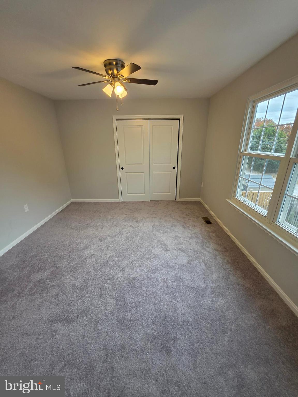 PARK SQUARE - IND HEAD - Residential